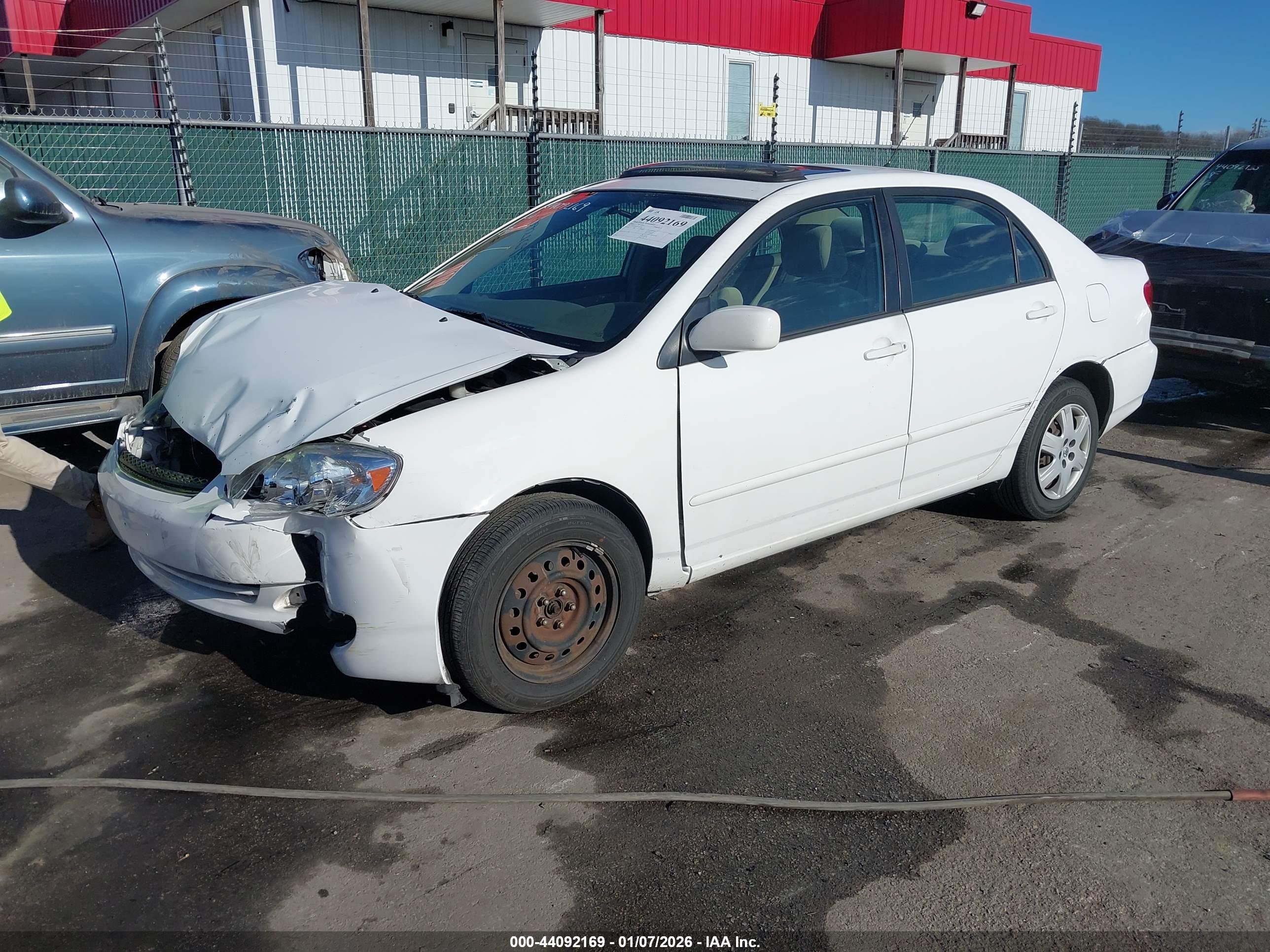 TOYOTA COROLLA image 2