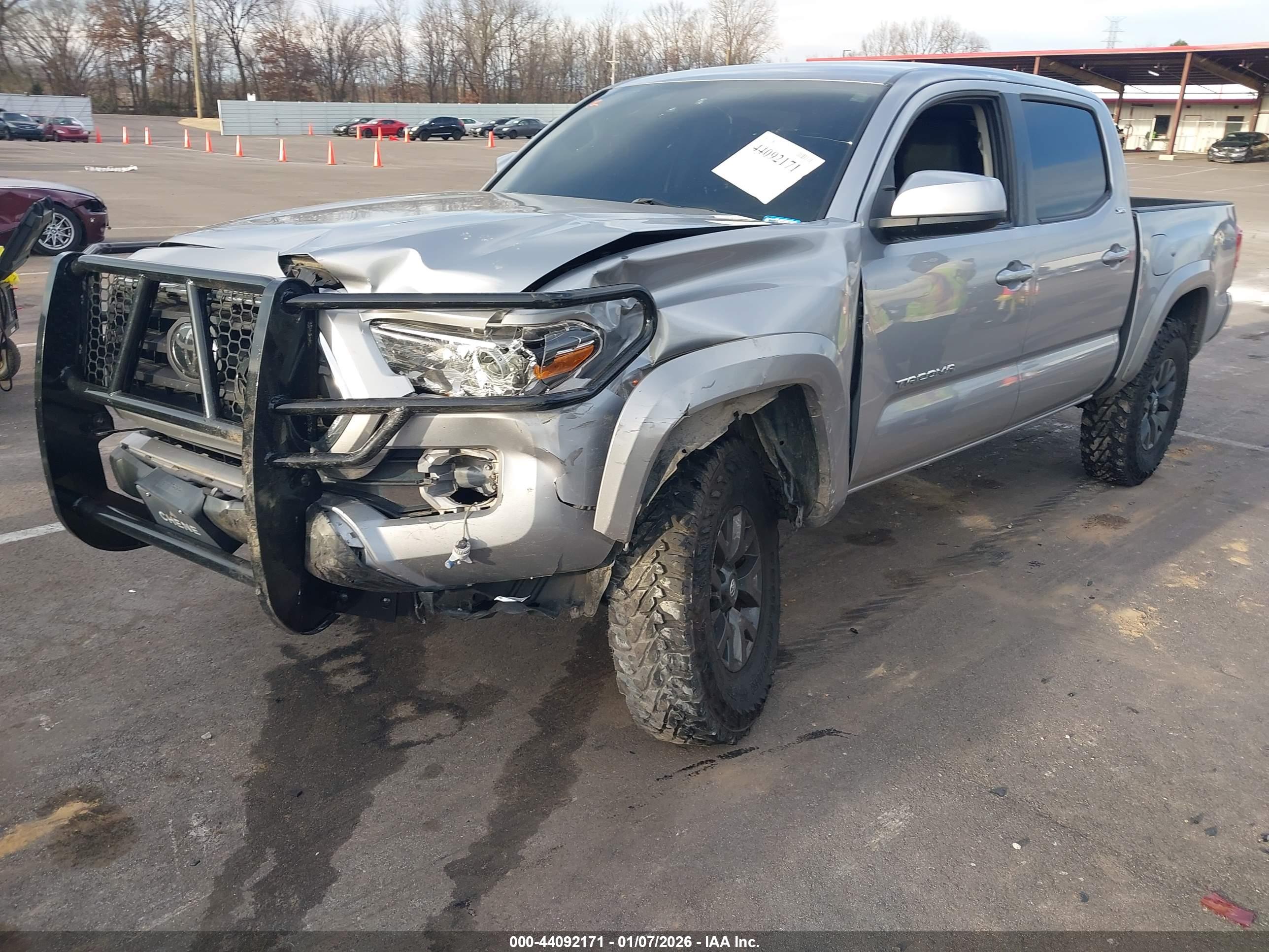 TOYOTA TACOMA image 2