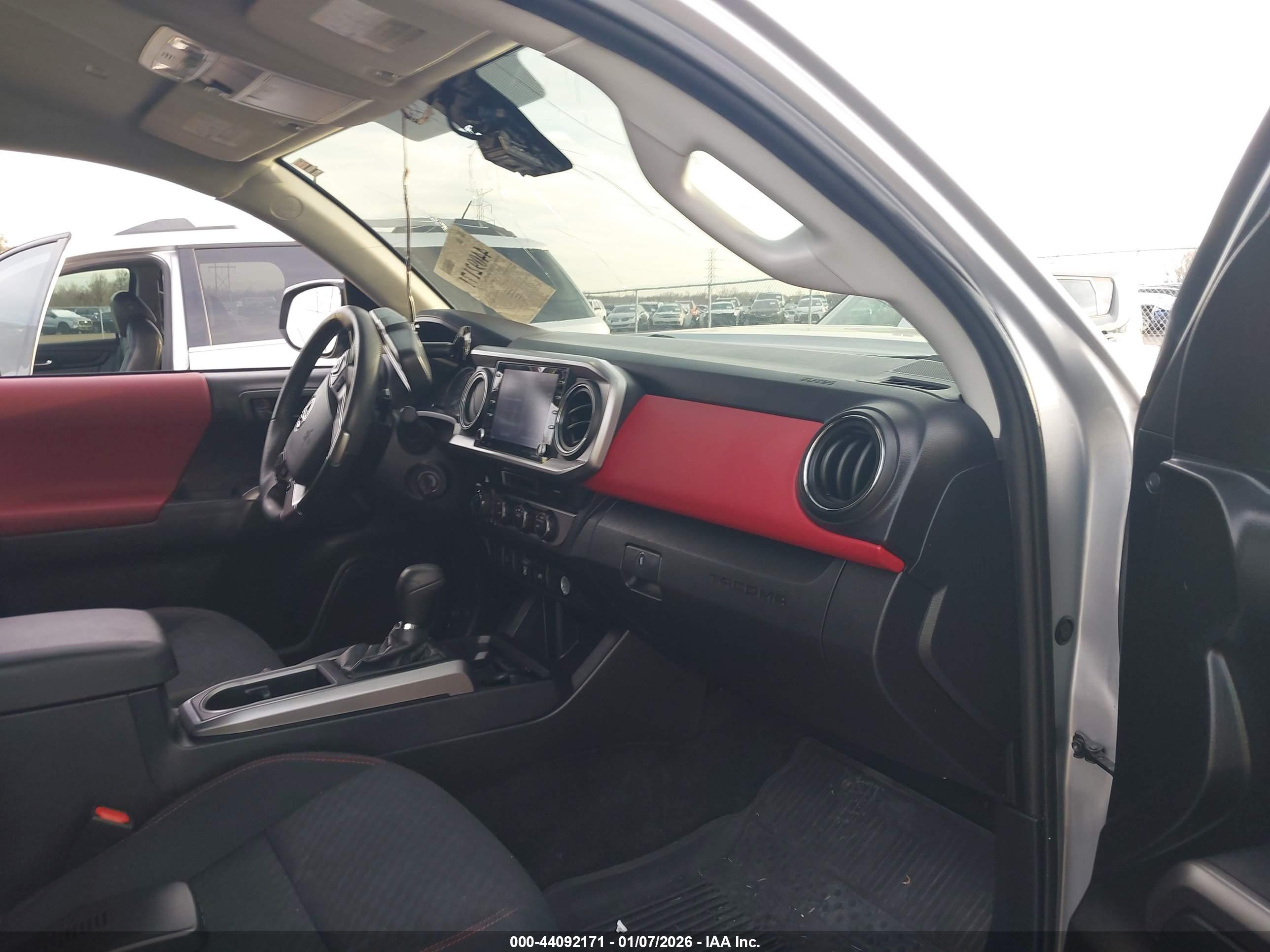 TOYOTA TACOMA image 5
