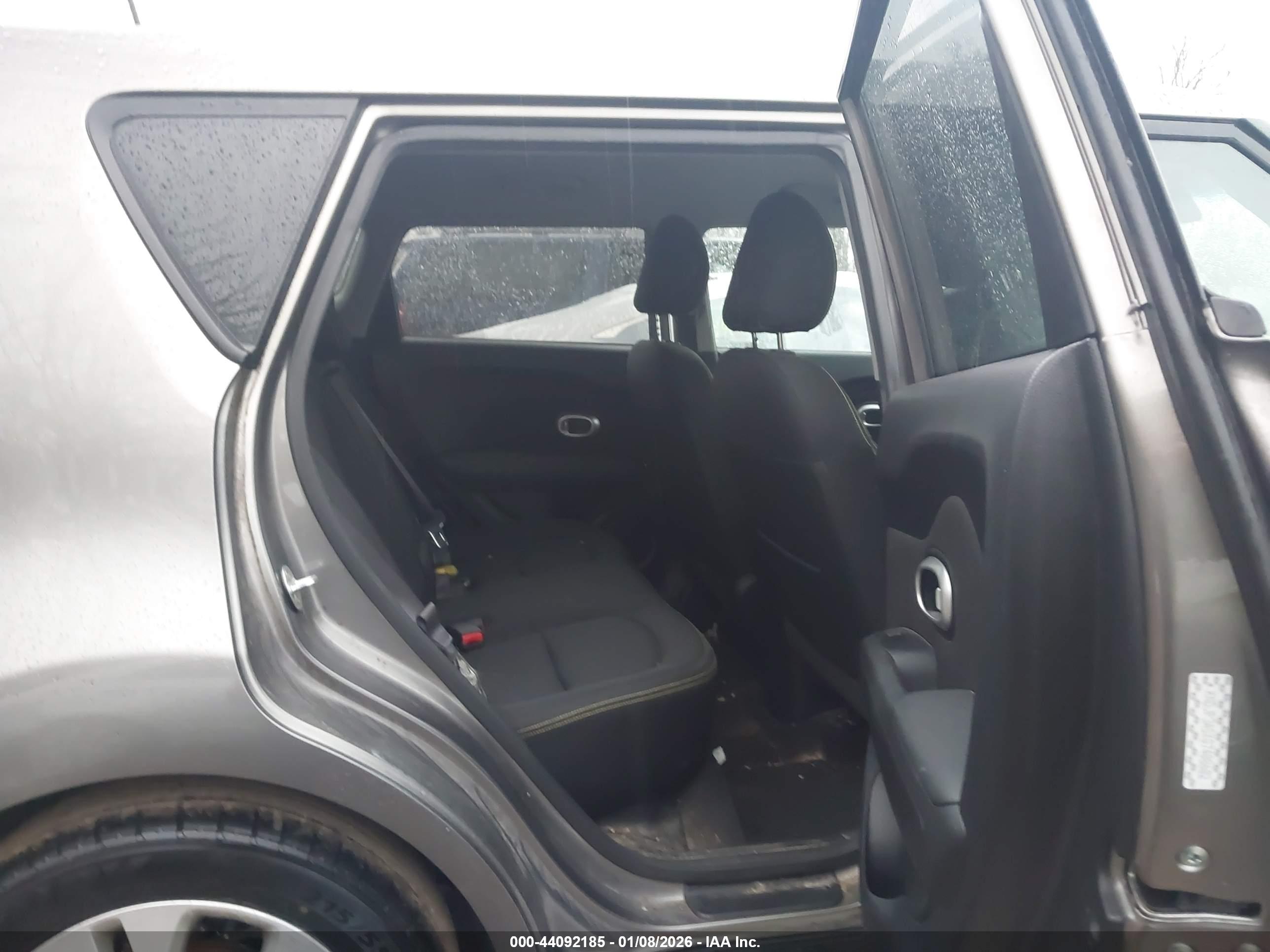 KIA SOUL image 8