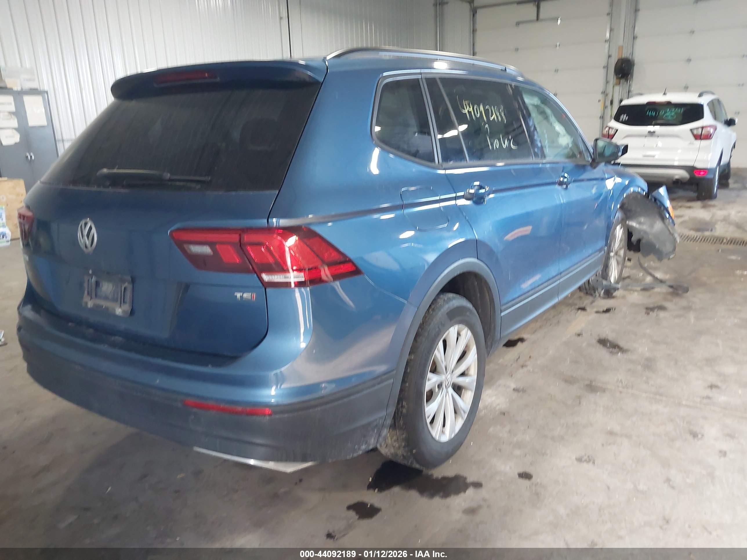 VOLKSWAGEN TIGUAN image 4