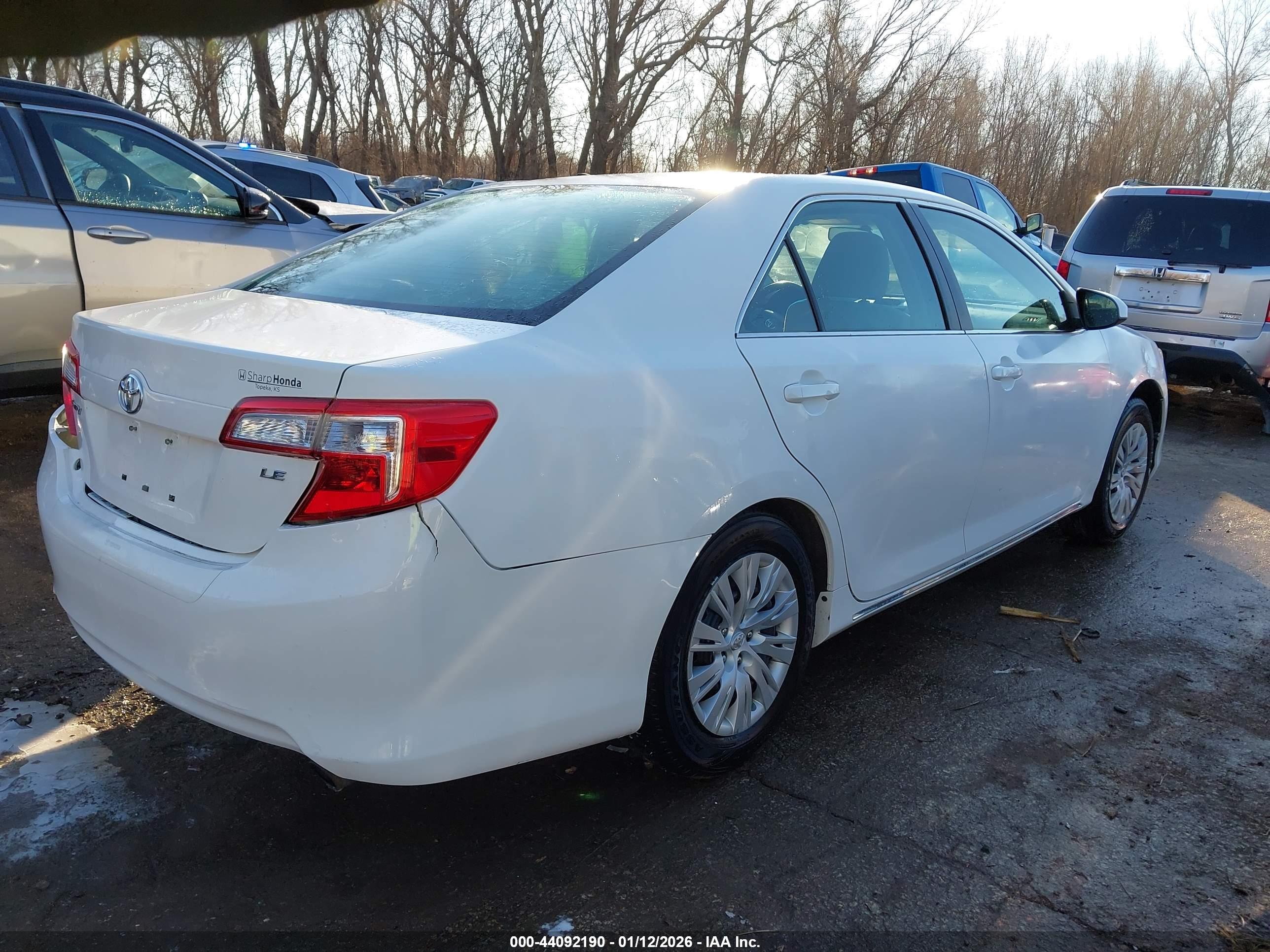 TOYOTA CAMRY image 4