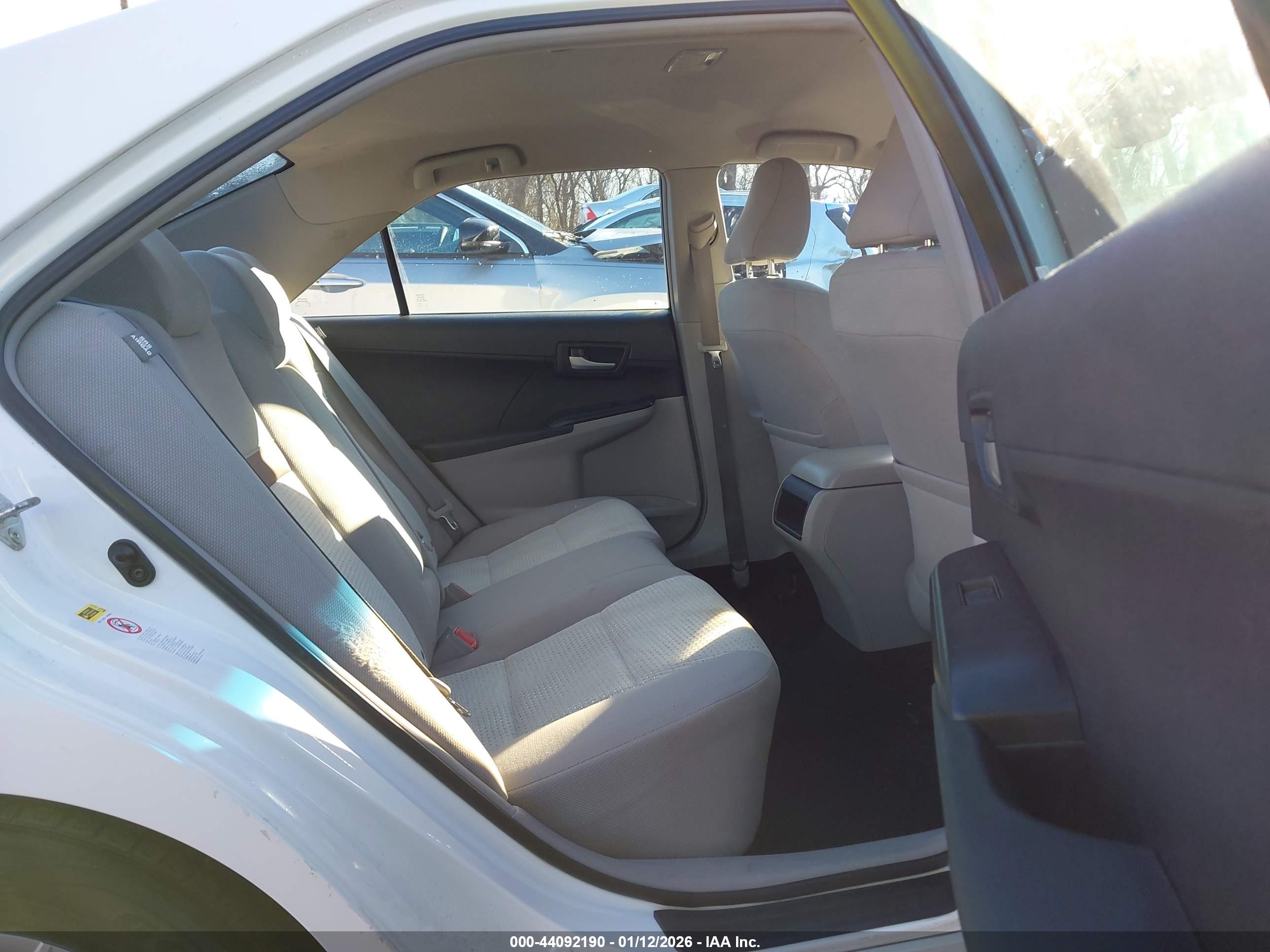 TOYOTA CAMRY image 8