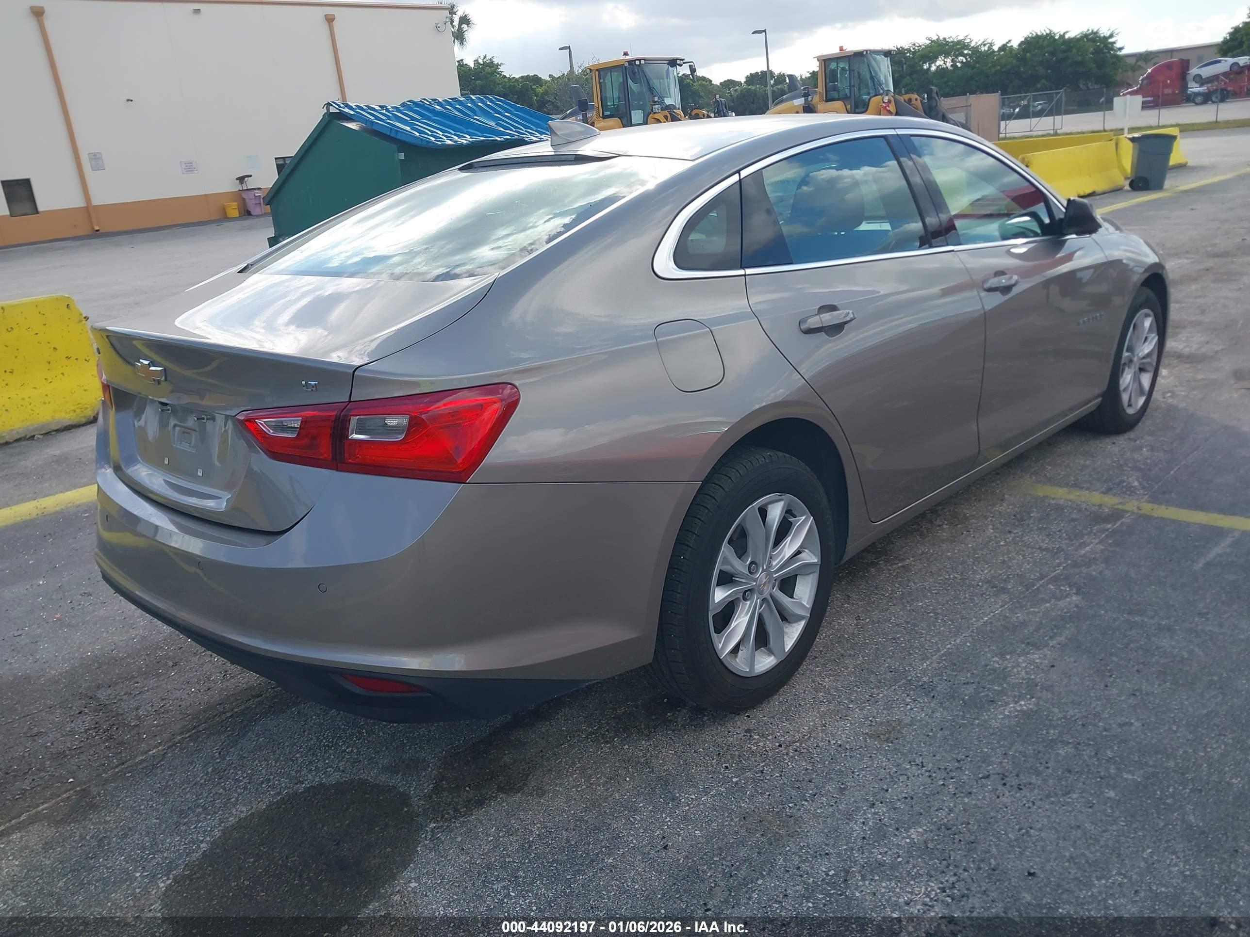 CHEVROLET MALIBU image 4