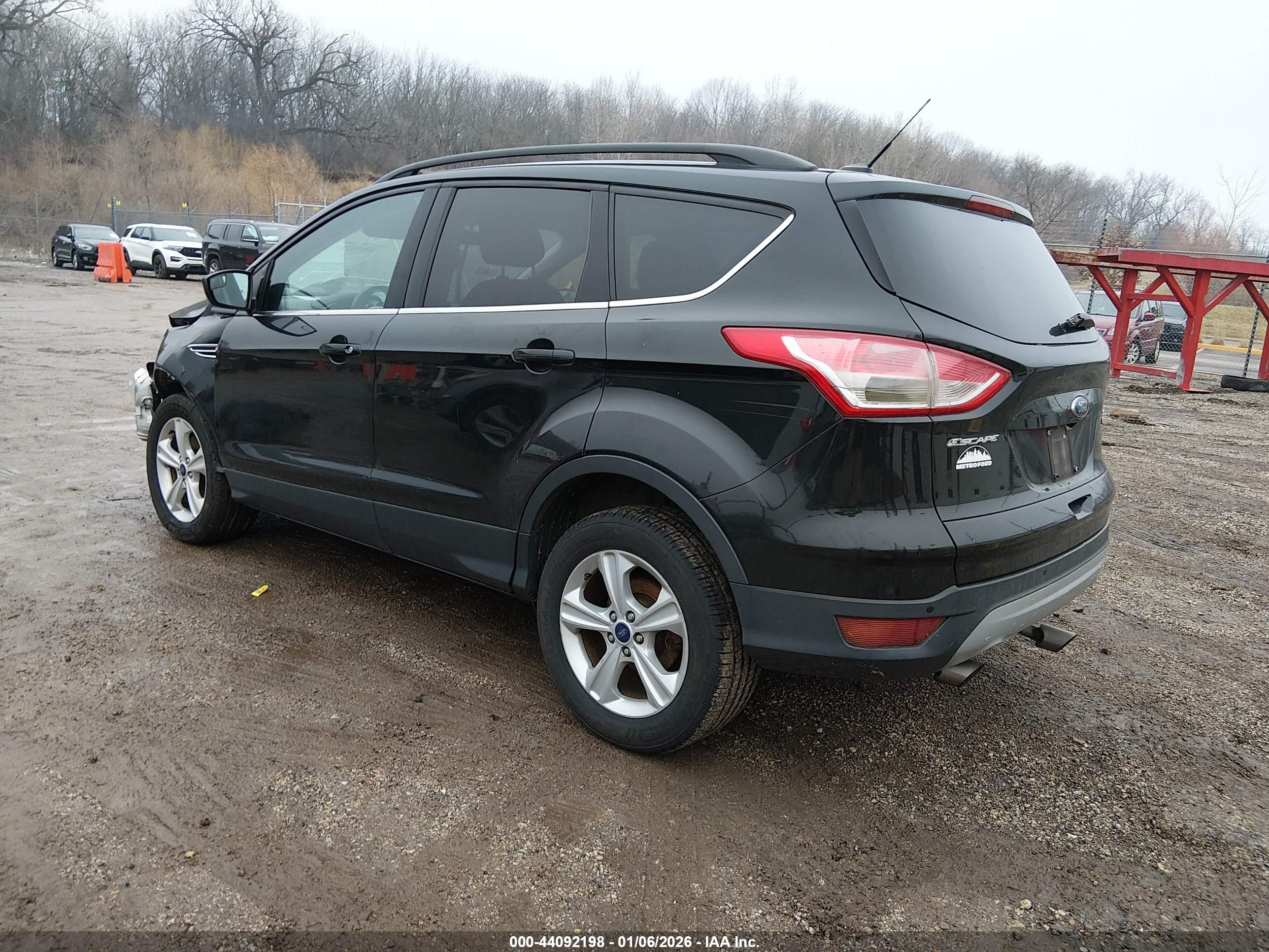 FORD ESCAPE image 3