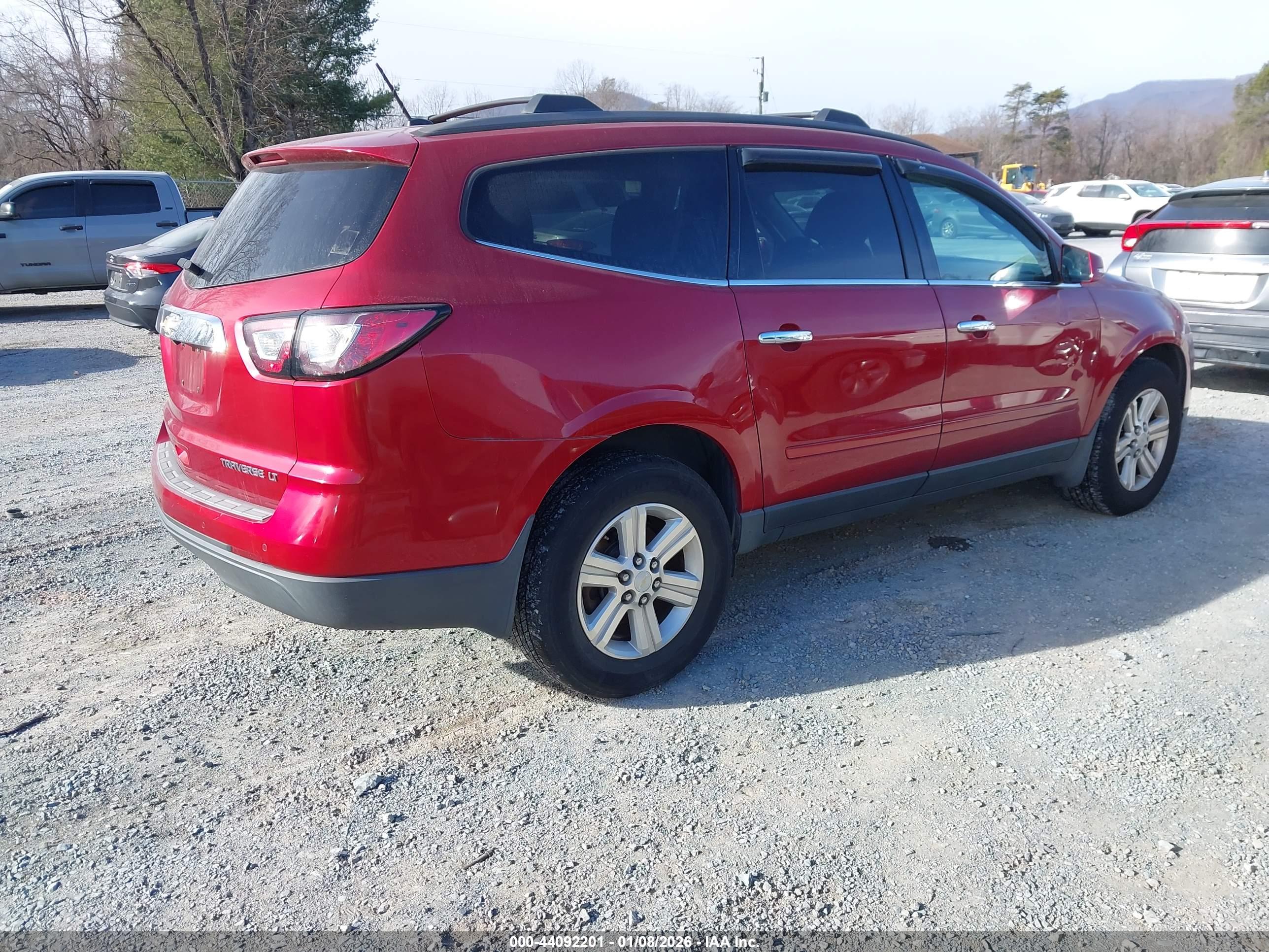 CHEVROLET TRAVERSE image 4