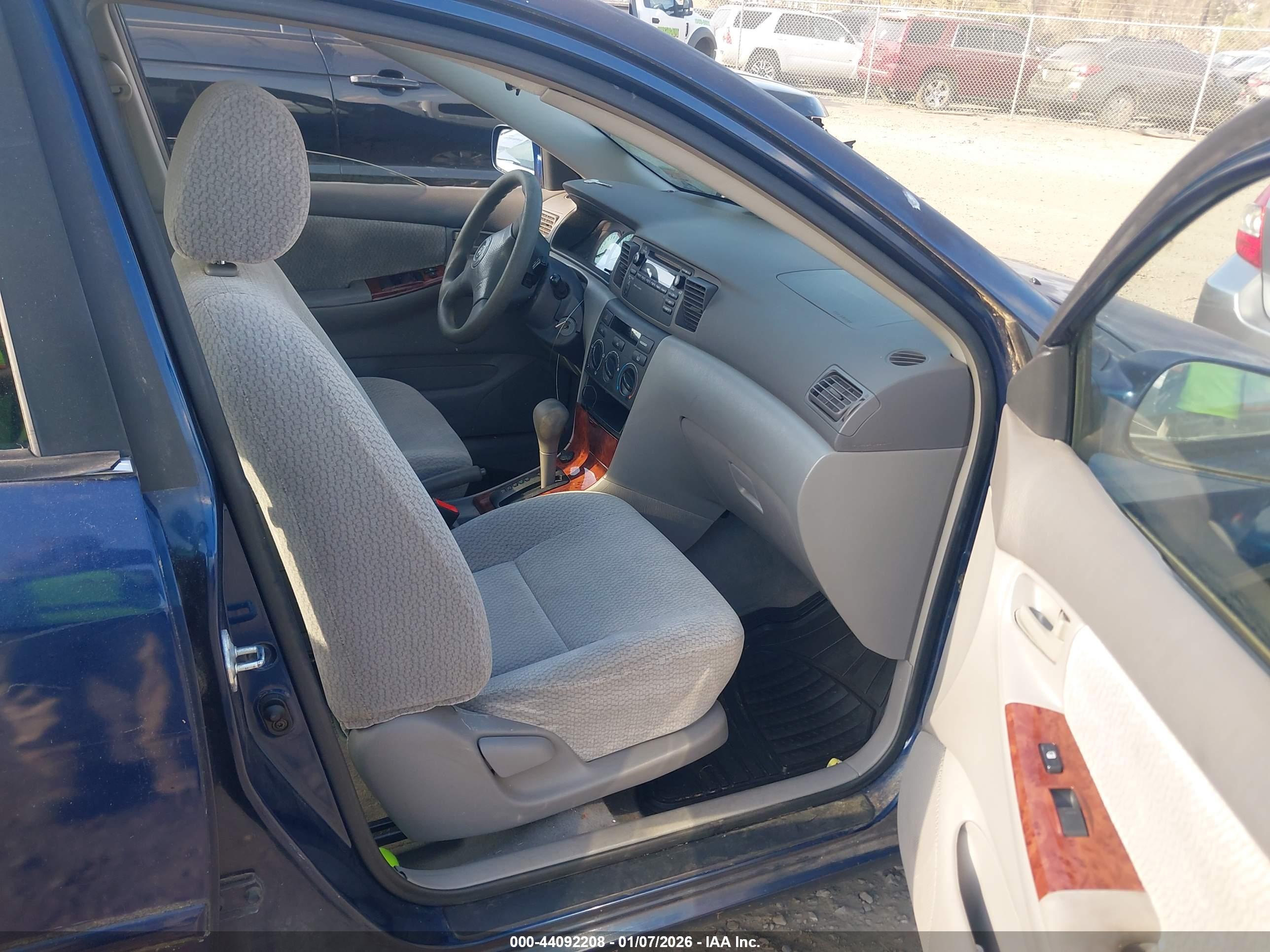 TOYOTA COROLLA image 5