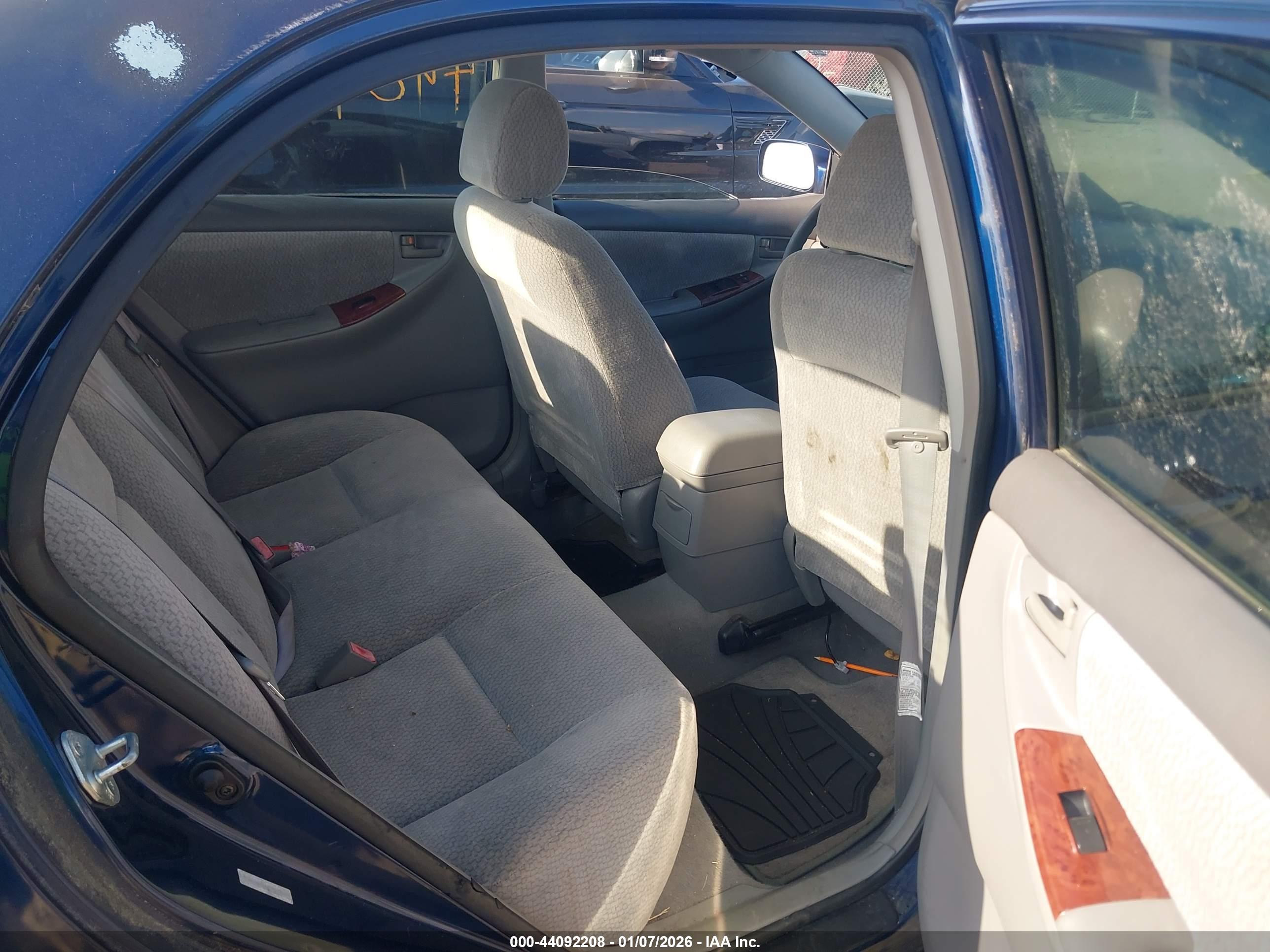TOYOTA COROLLA image 8