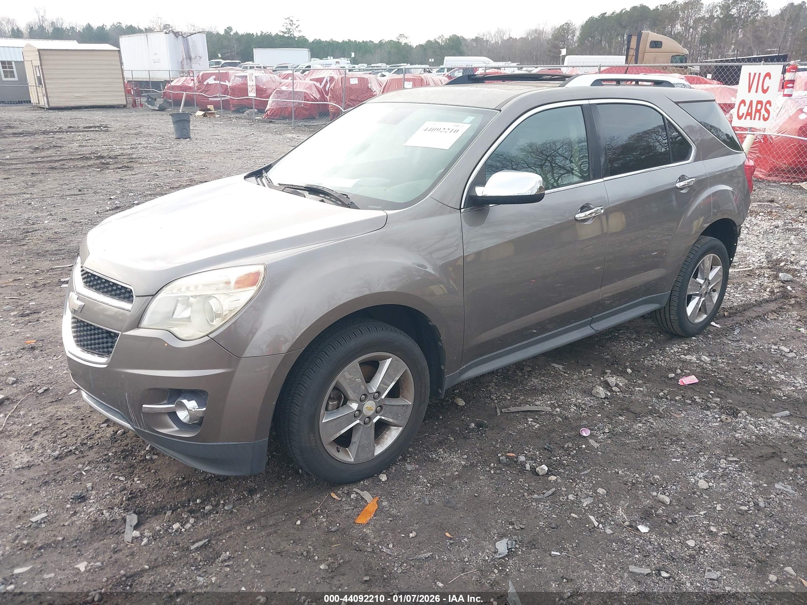 CHEVROLET EQUINOX image 2