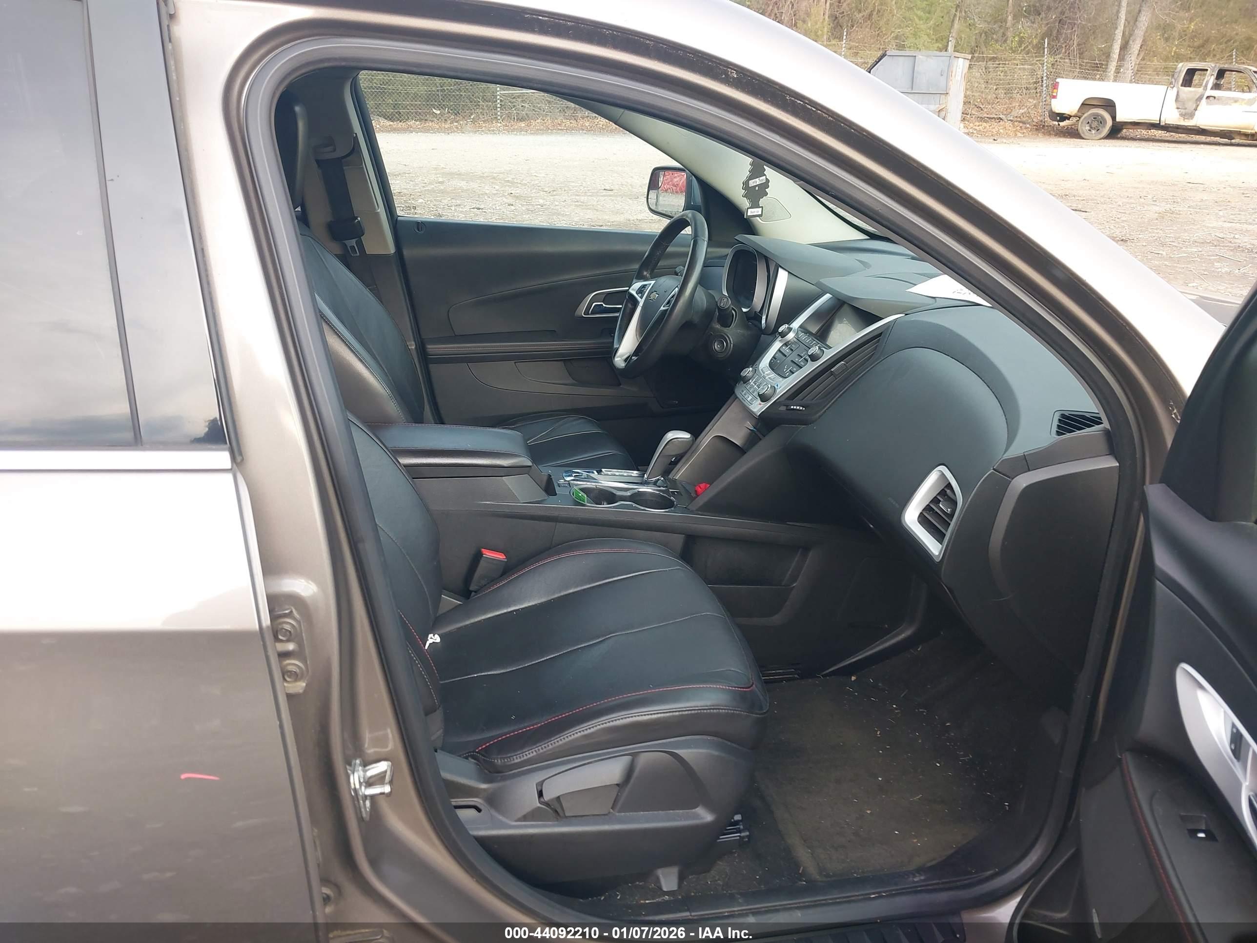CHEVROLET EQUINOX image 5