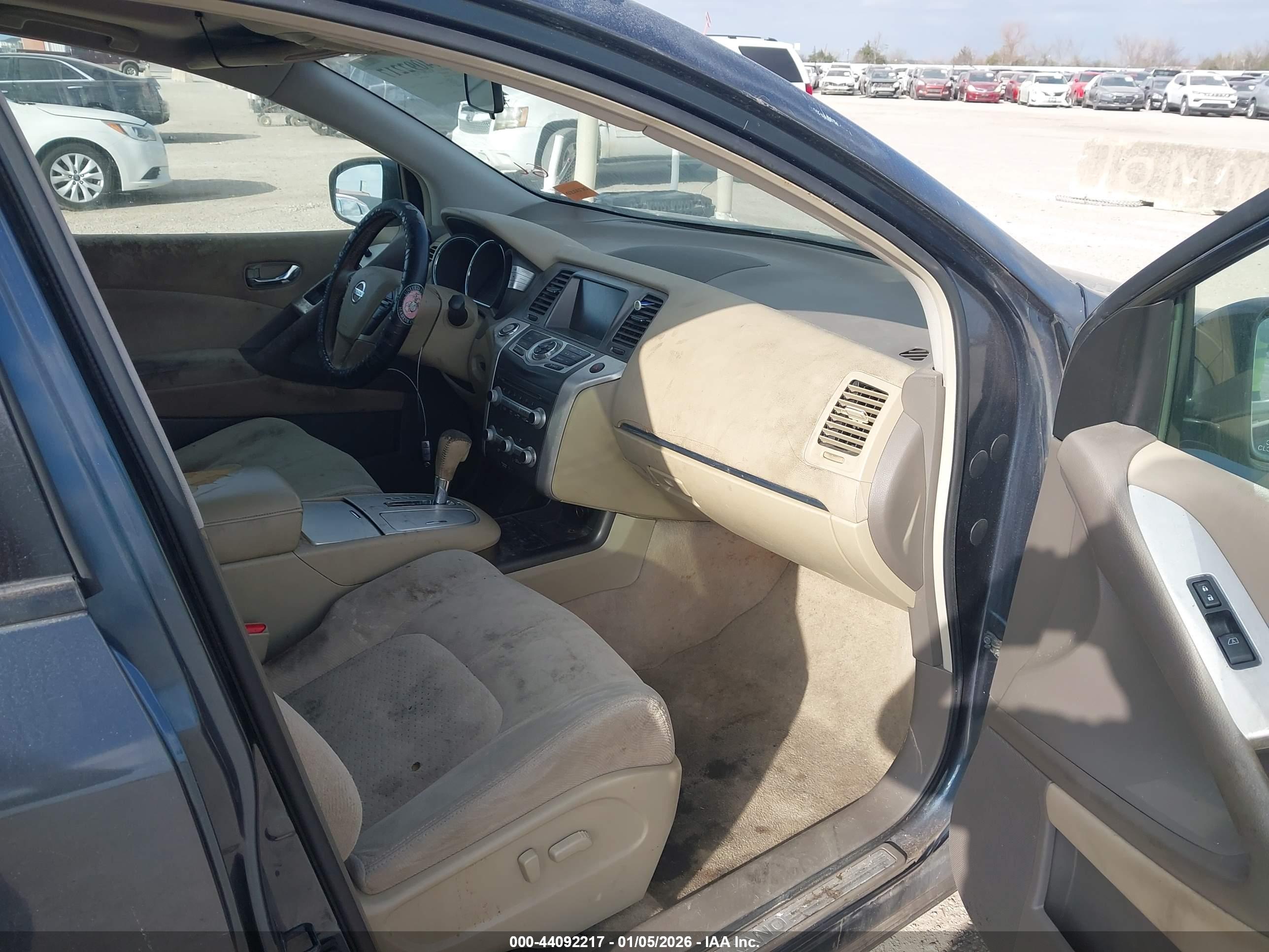 NISSAN MURANO image 5