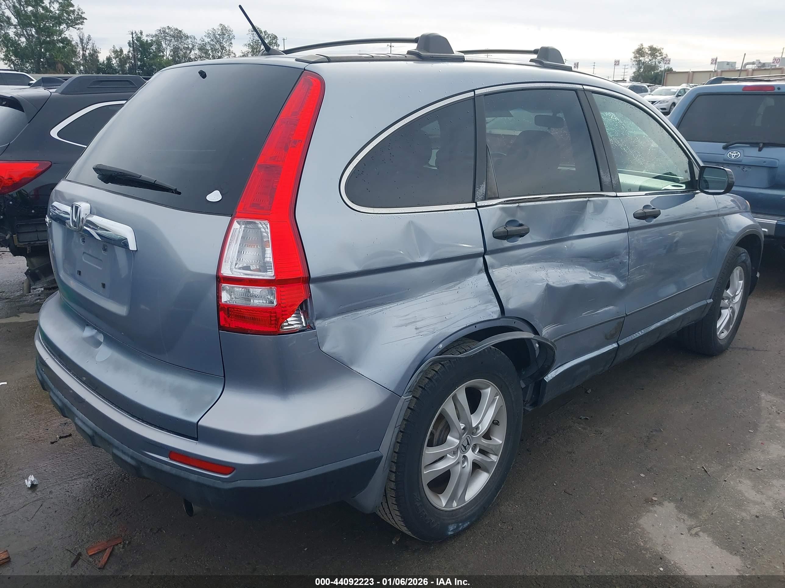 HONDA CR-V image 4