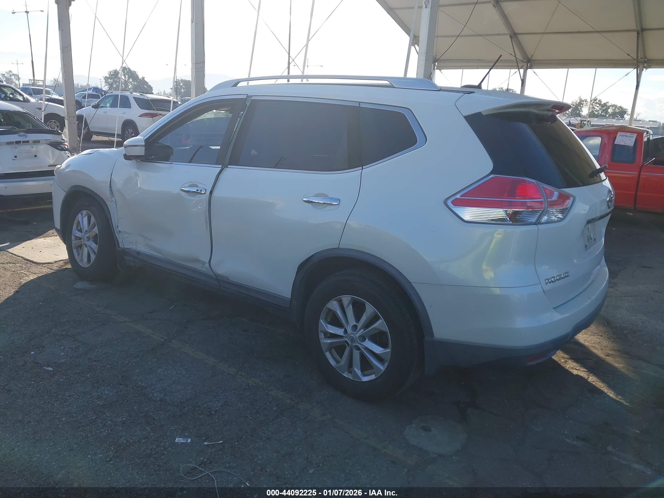 NISSAN ROGUE image 3
