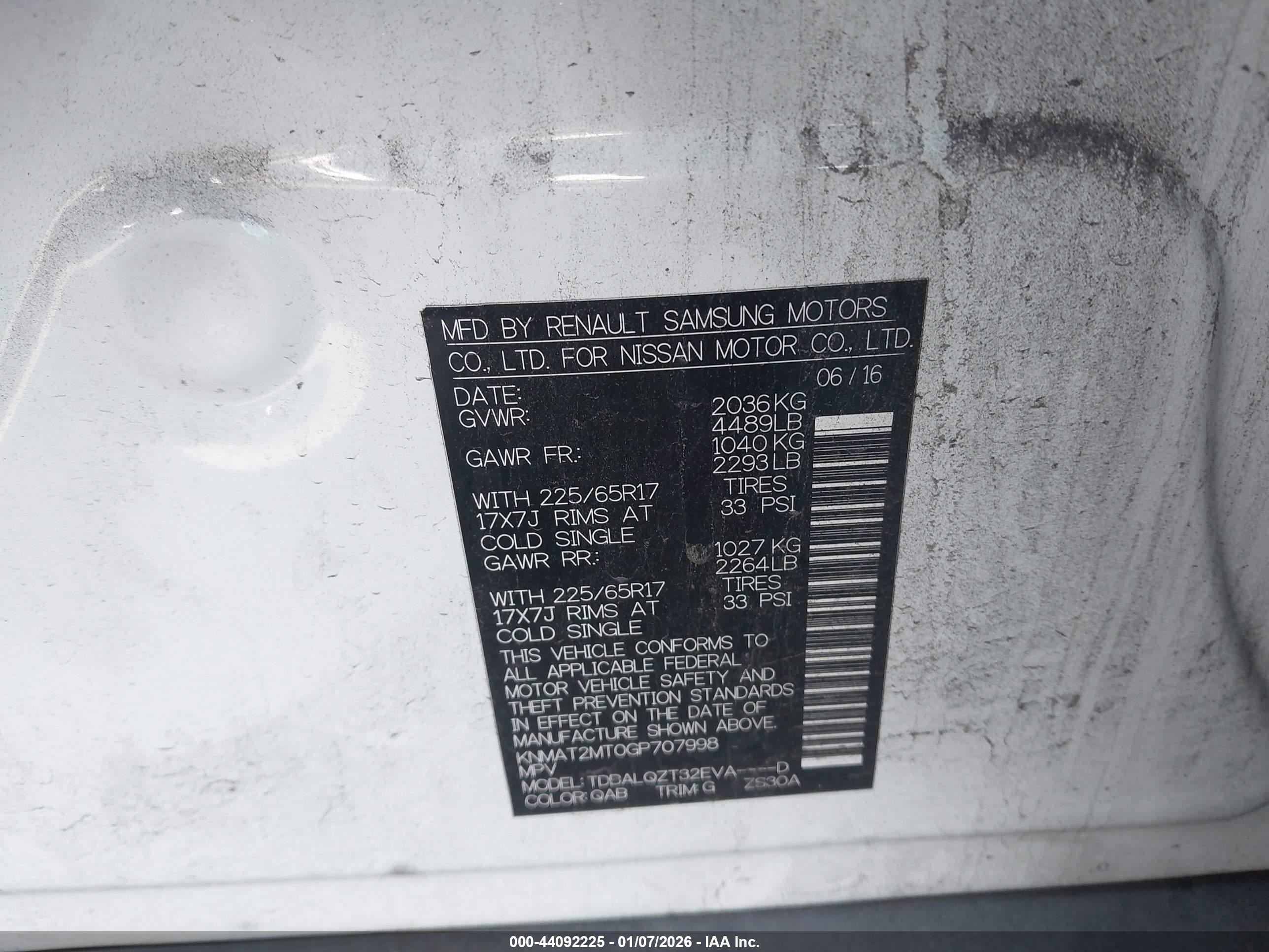 NISSAN ROGUE image 9