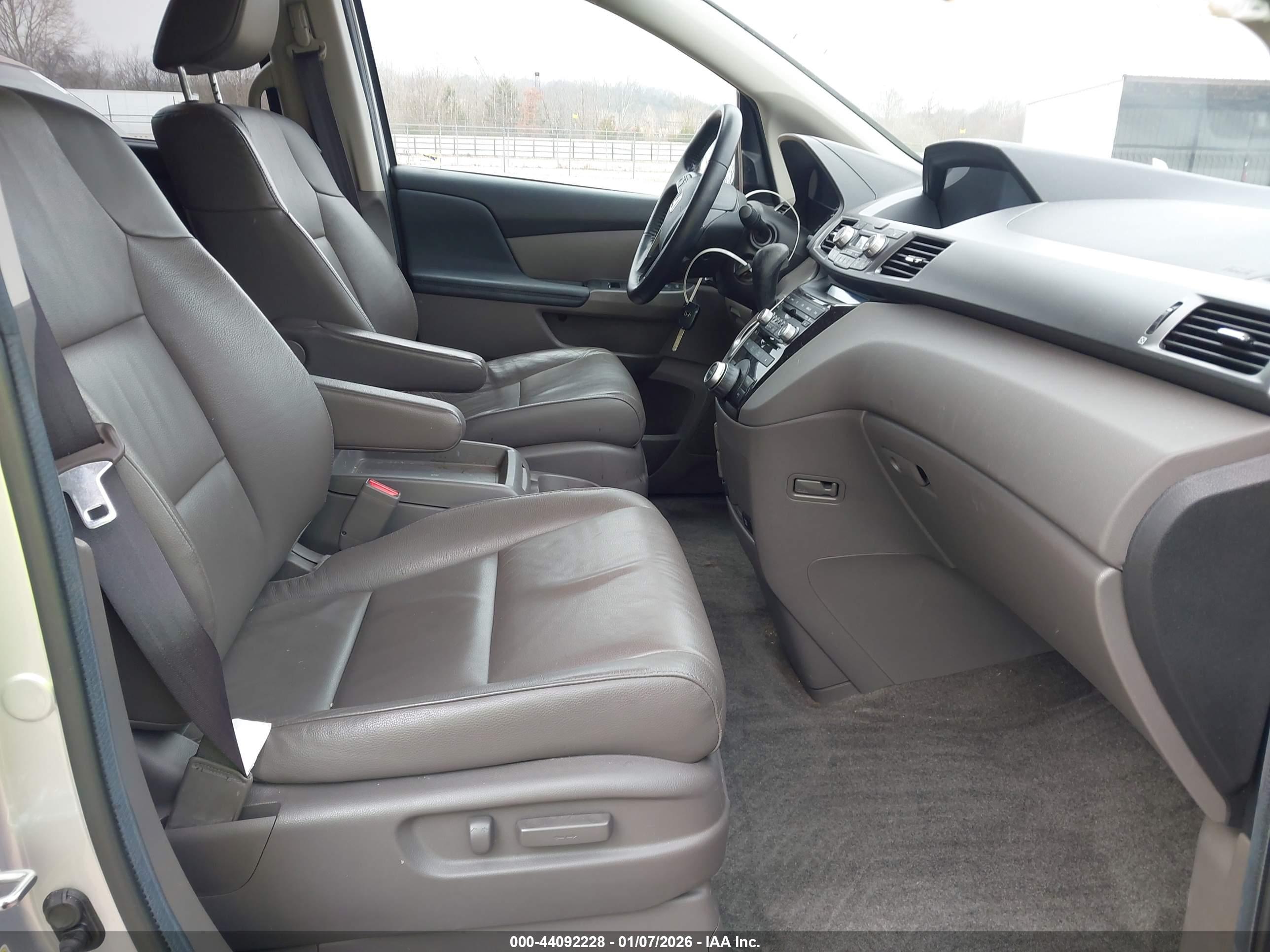 HONDA ODYSSEY image 5