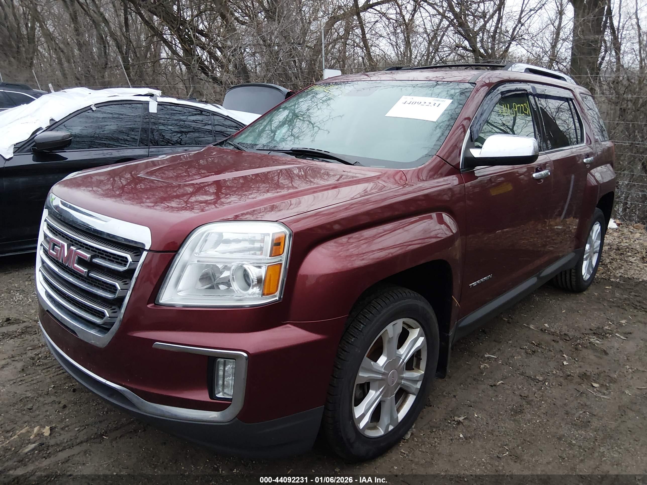 GMC TERRAIN image 2