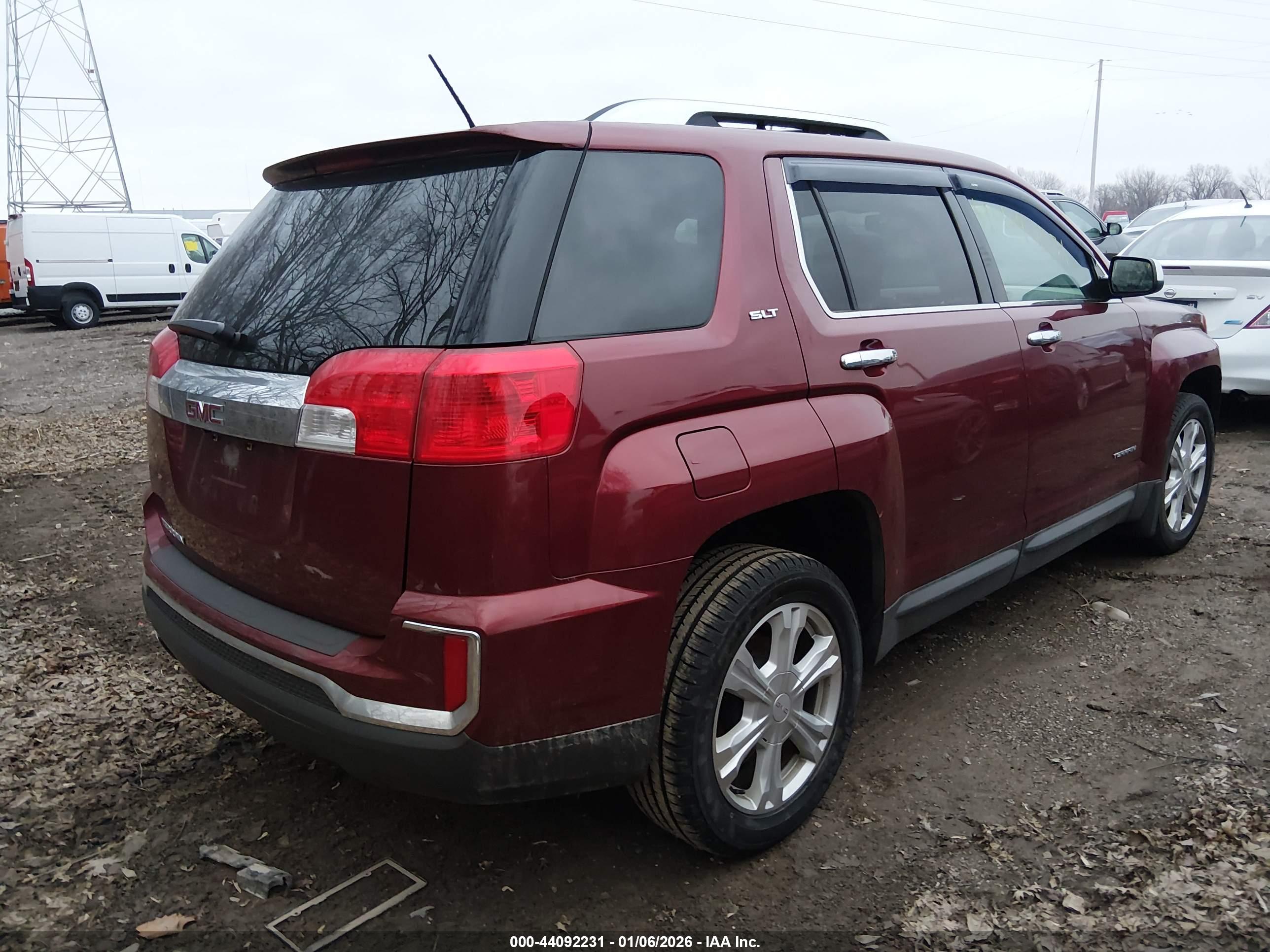 GMC TERRAIN image 4