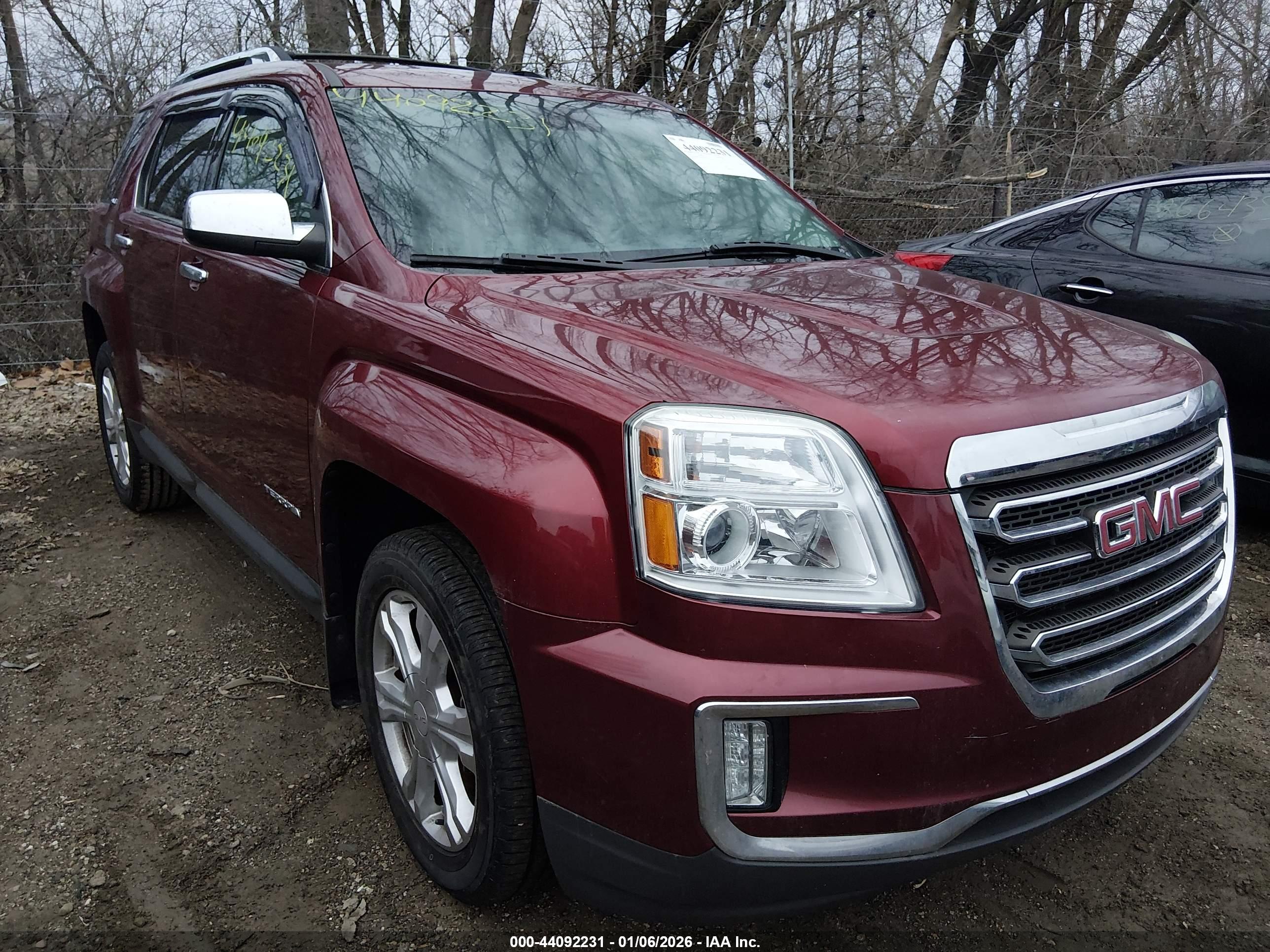 GMC TERRAIN image 6