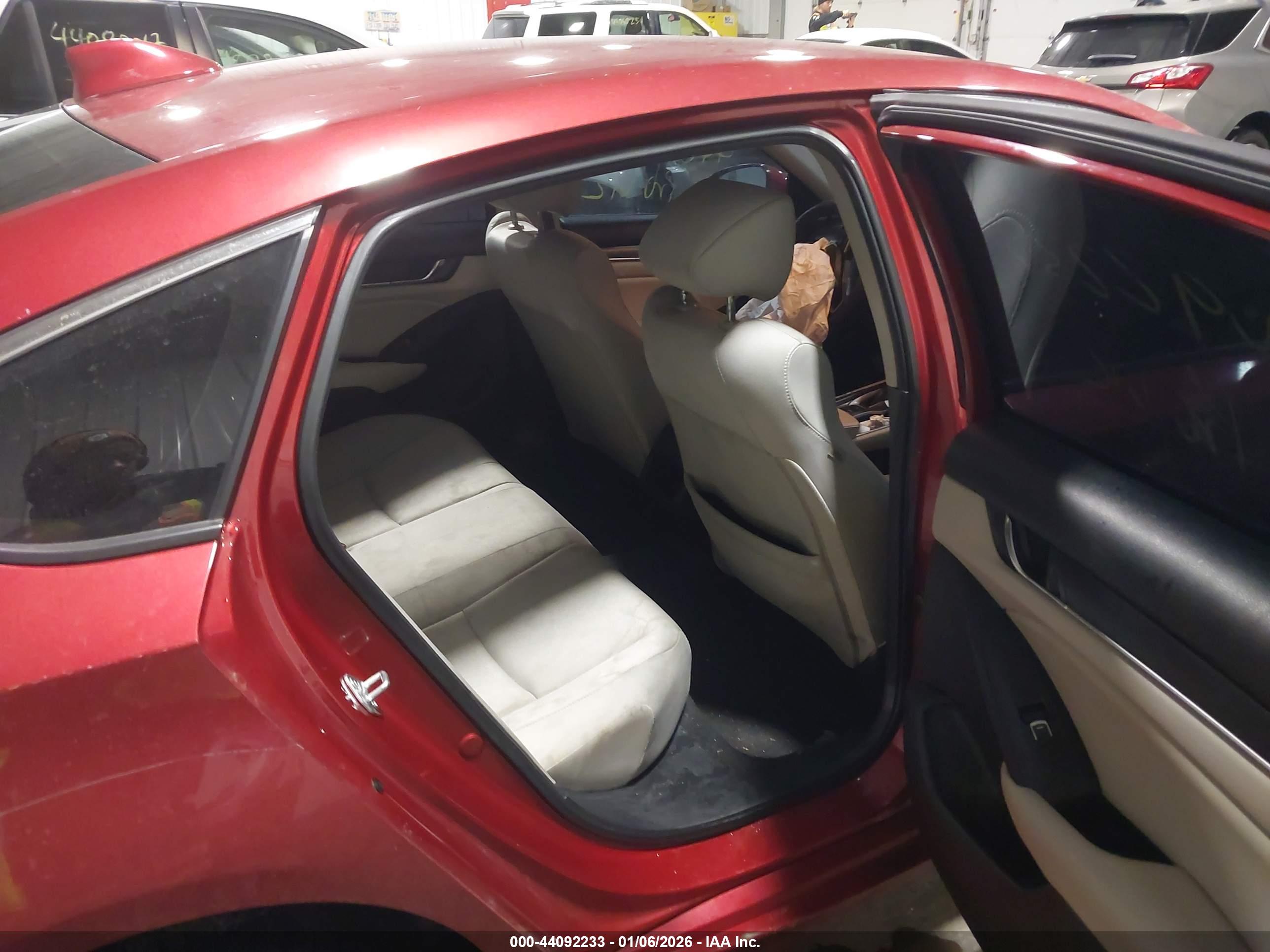 HONDA ACCORD image 8