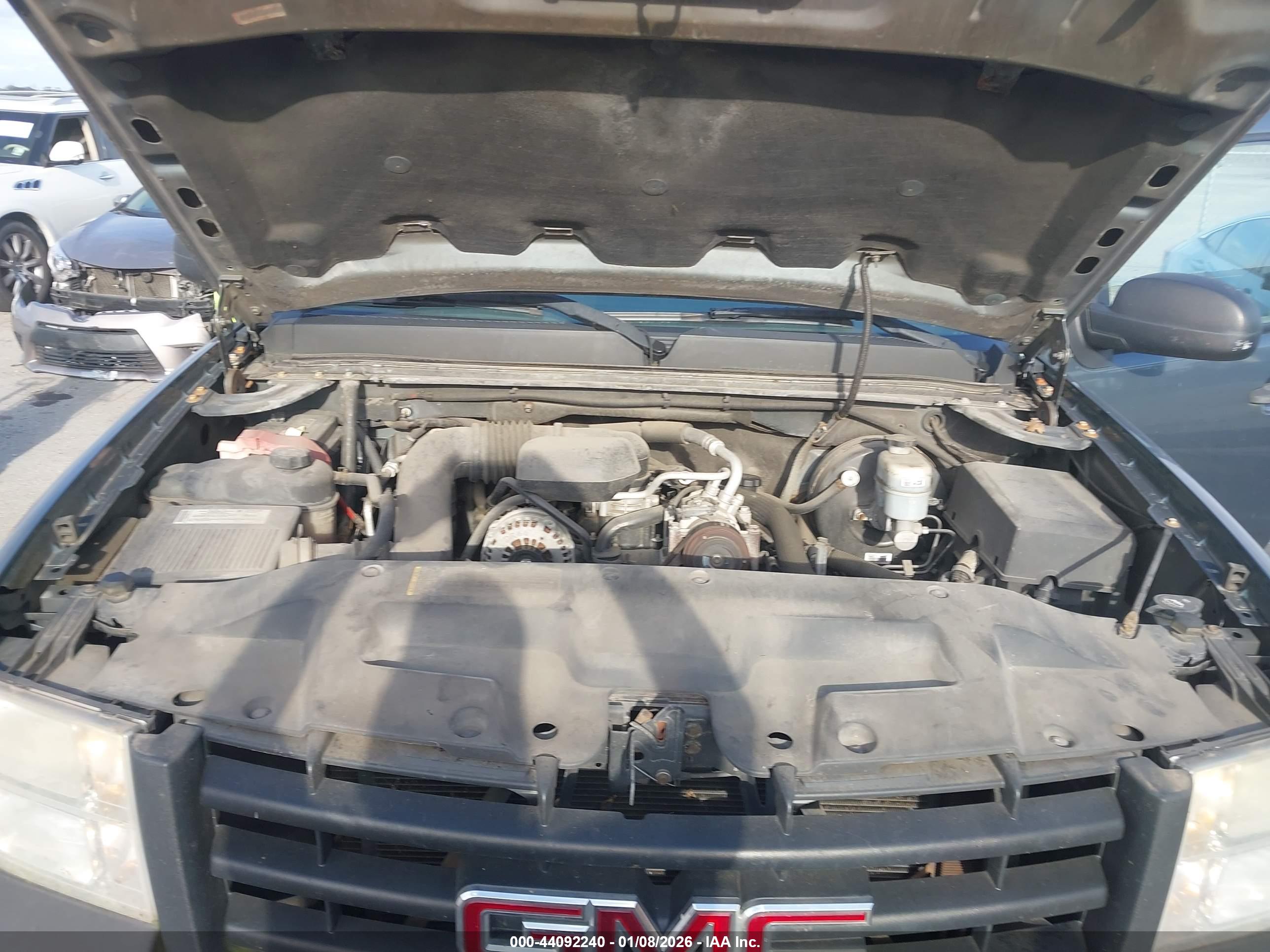 GMC SIERRA image 10