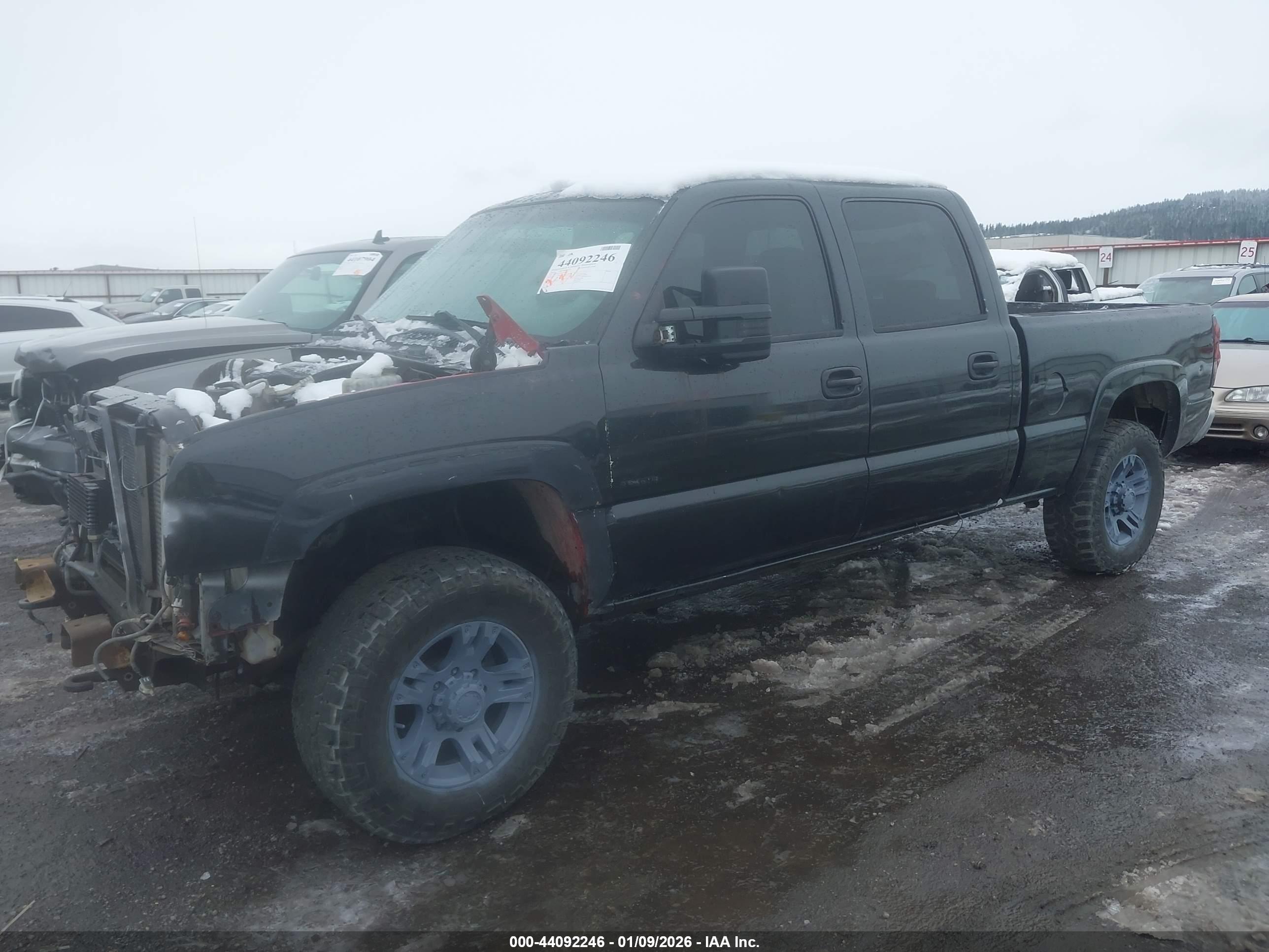 CHEVROLET SILVERADO image 2