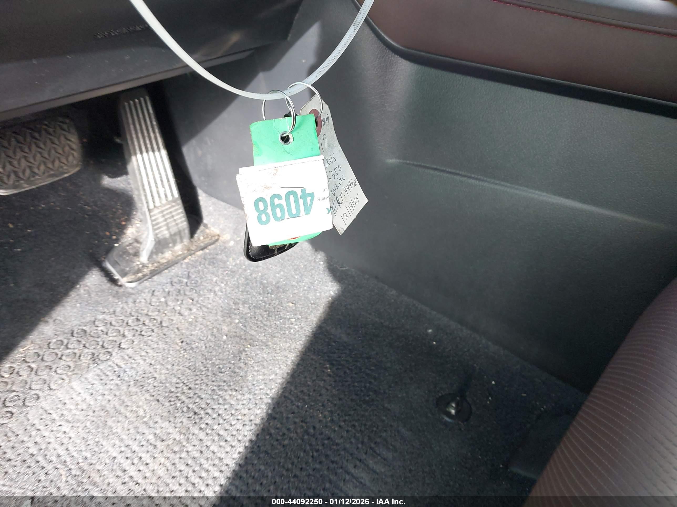 LEXUS RX image 11