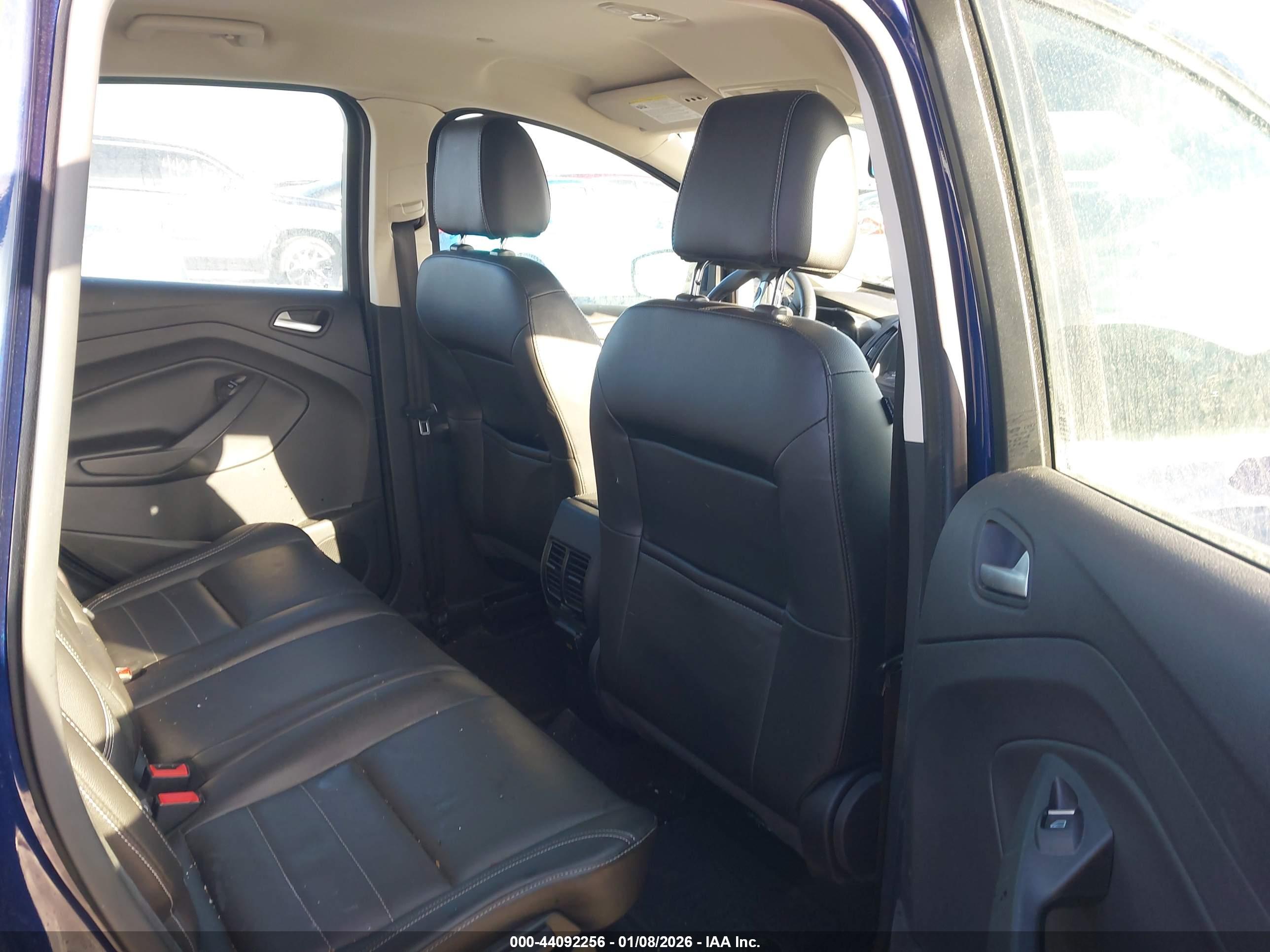 FORD C-MAX image 8