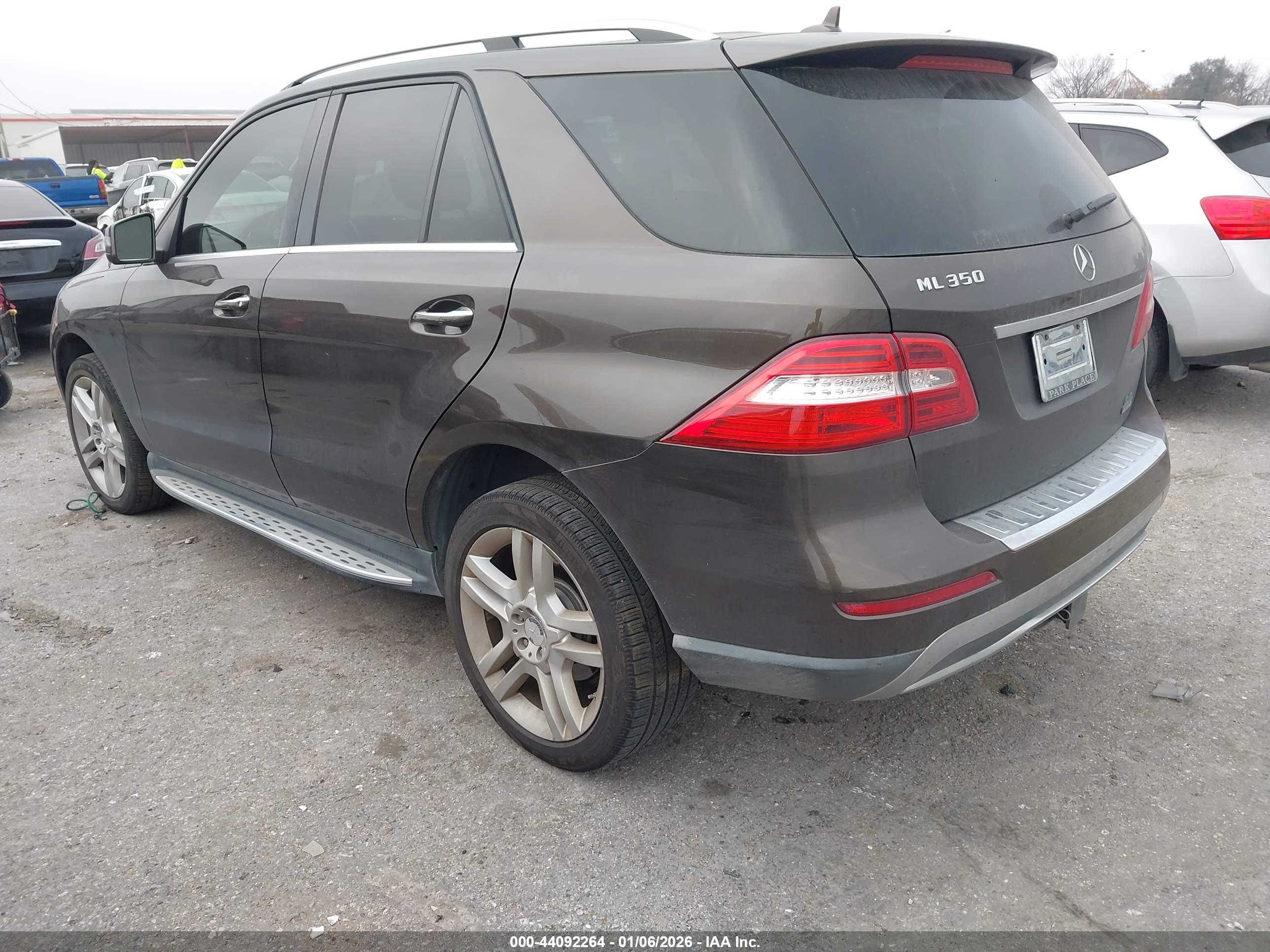 MERCEDES-BENZ ML image 3