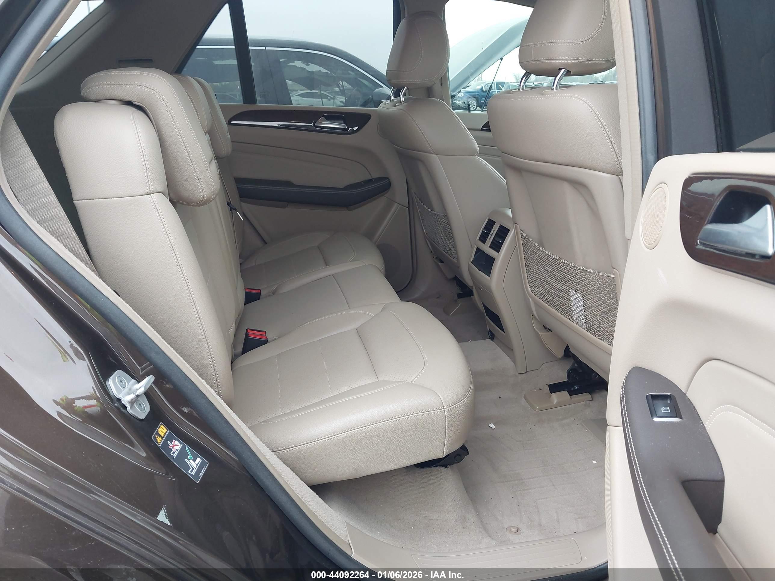 MERCEDES-BENZ ML image 8