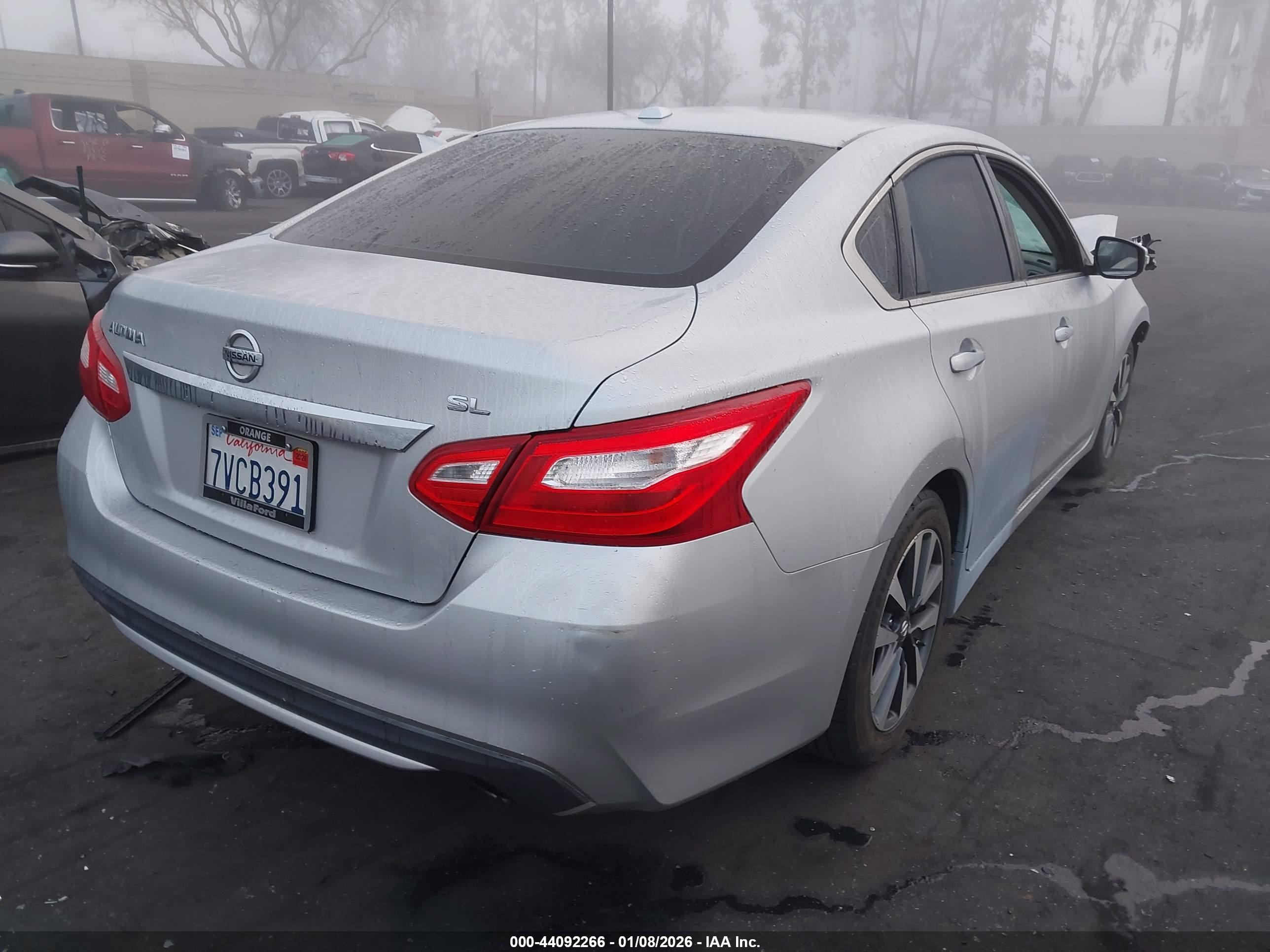 NISSAN ALTIMA image 4