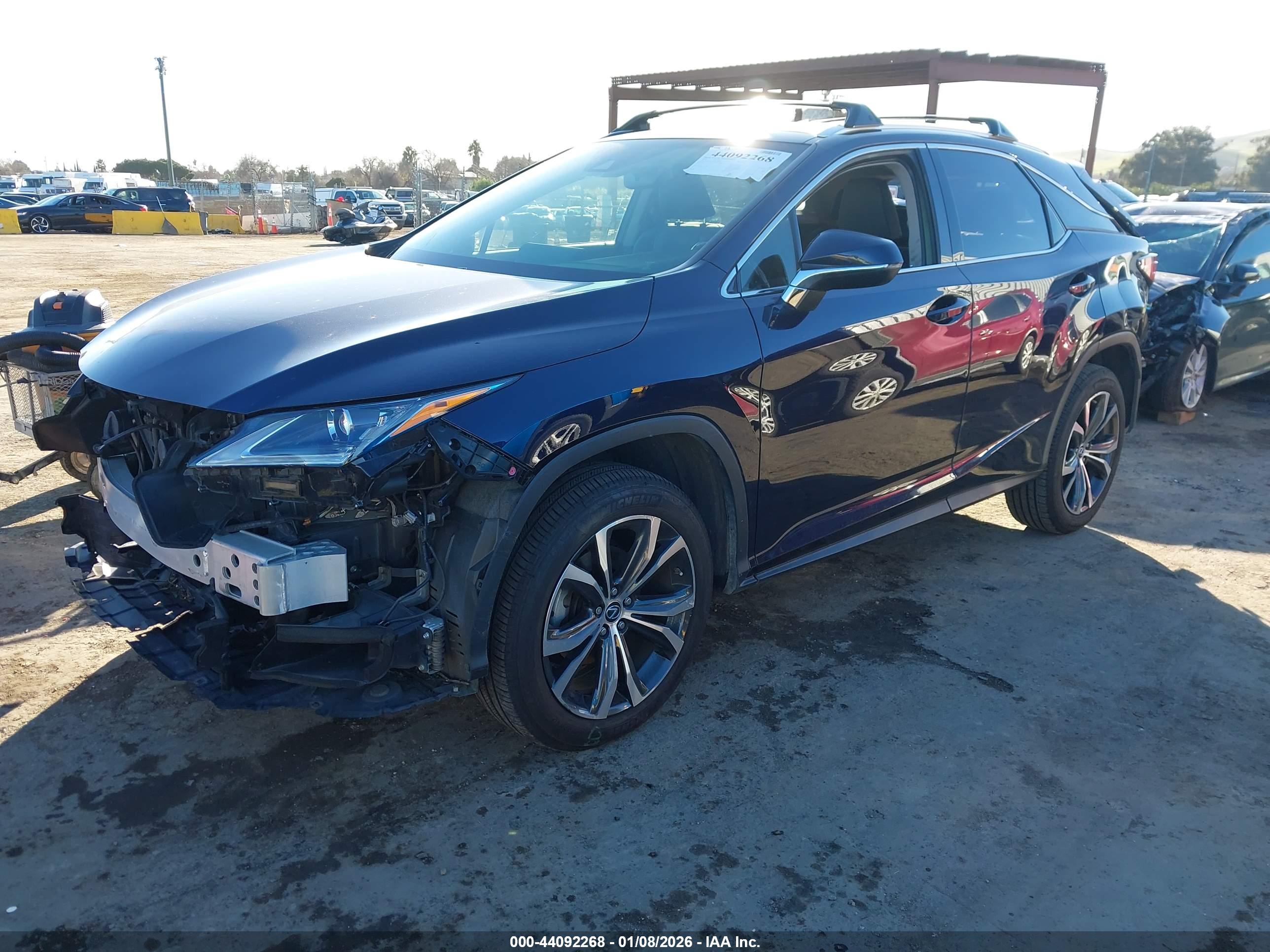 LEXUS RX image 2
