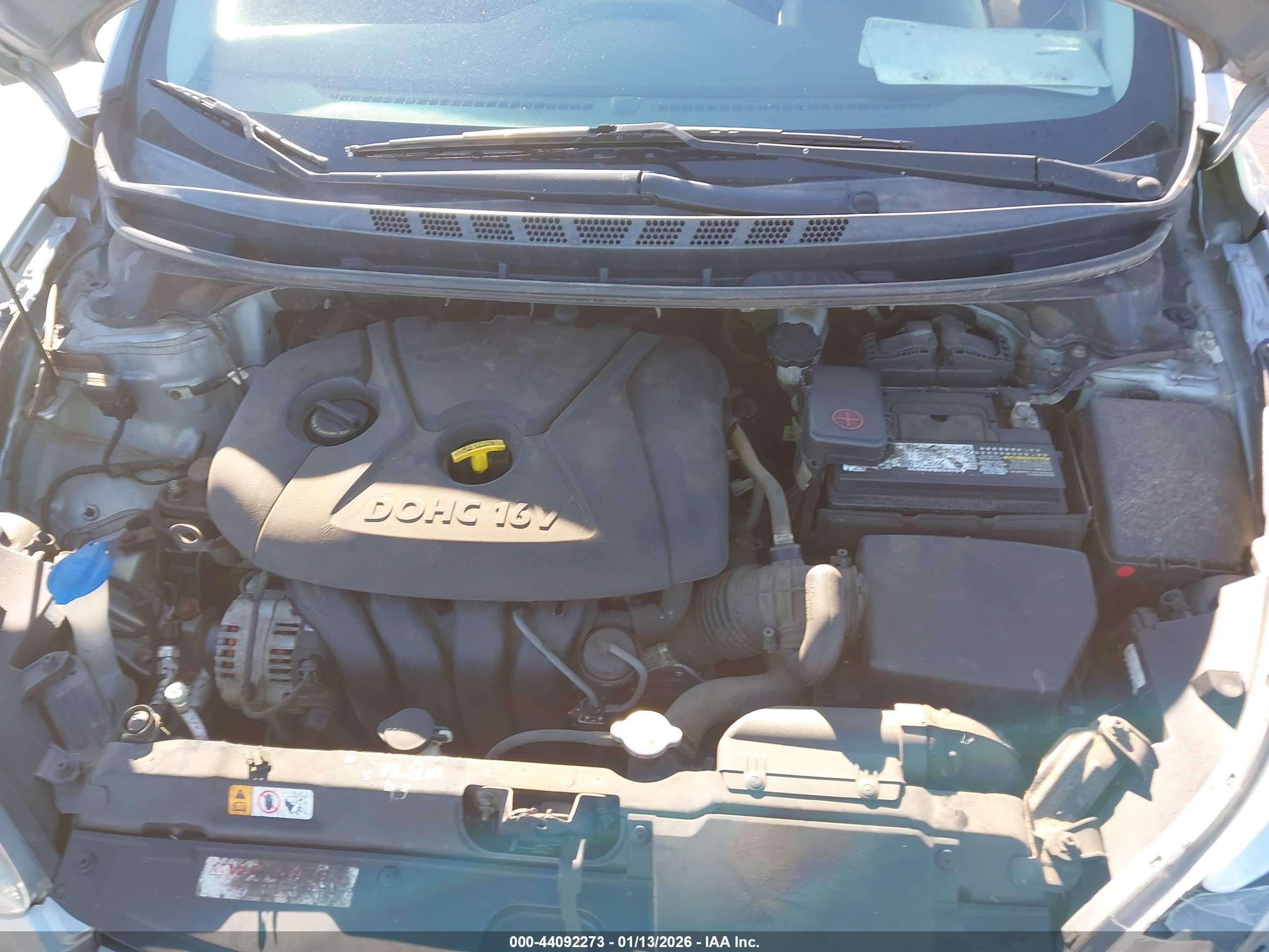 HYUNDAI ELANTRA image 10