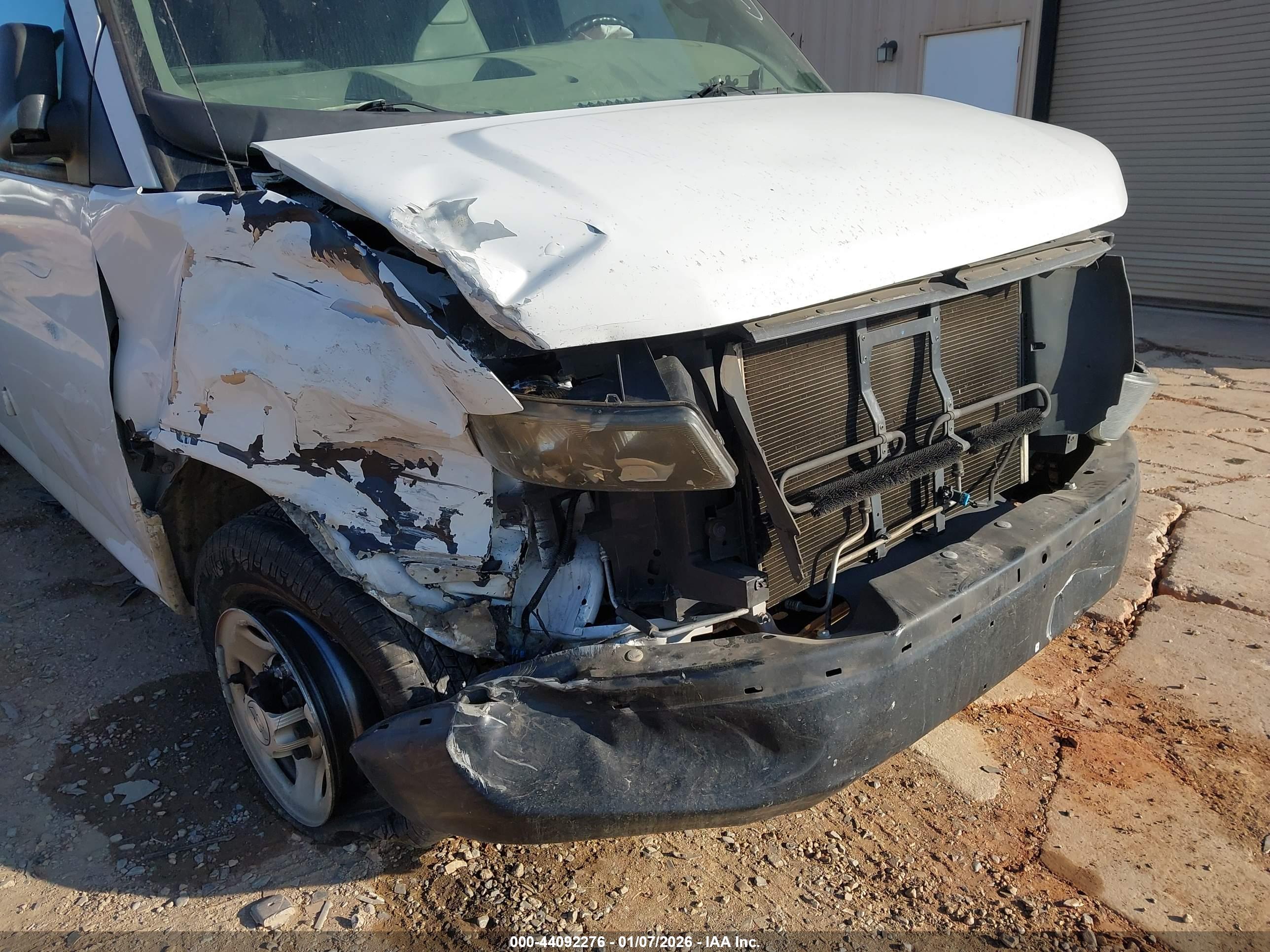 CHEVROLET EXPRESS image 6
