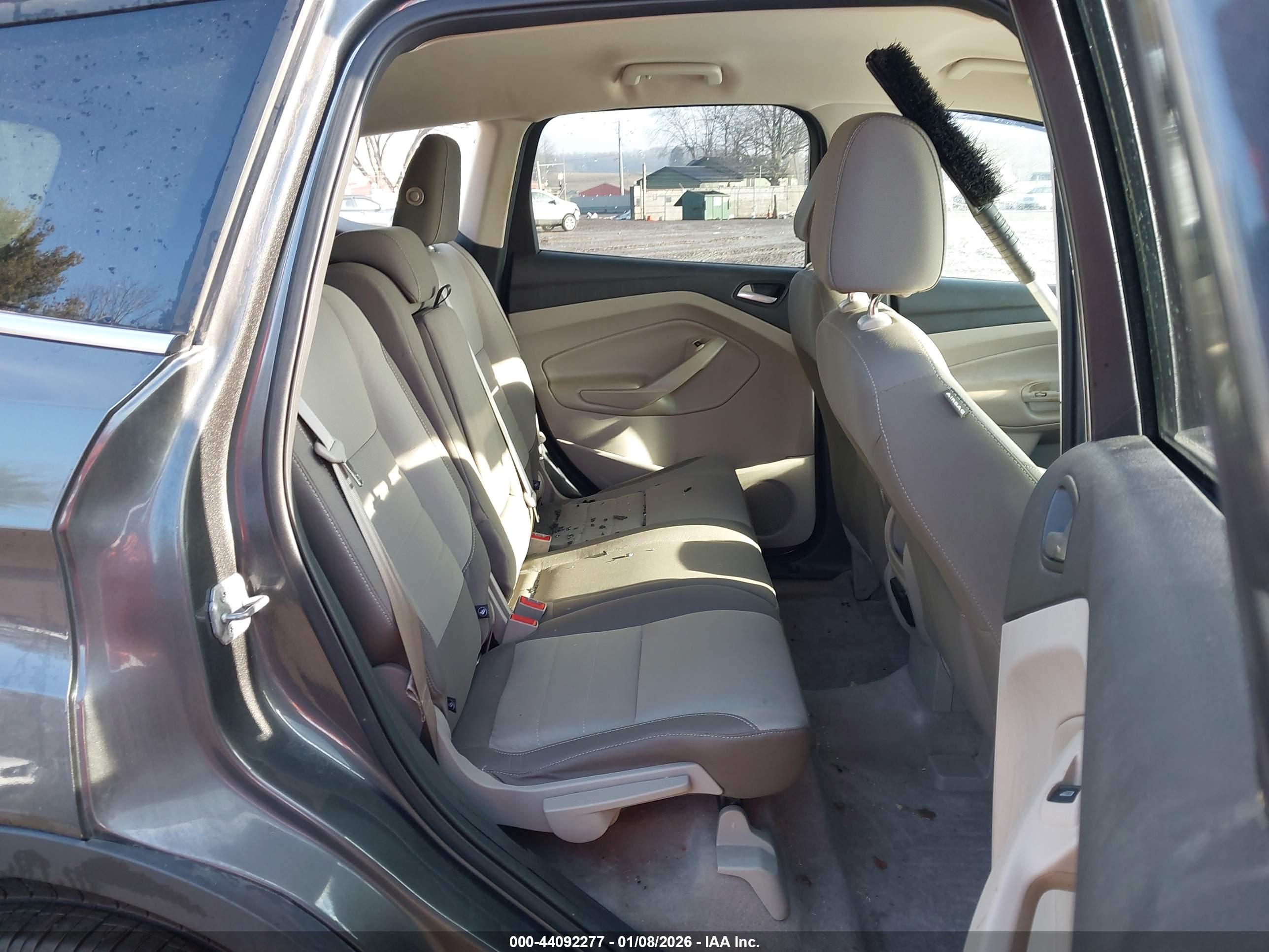 FORD ESCAPE image 8