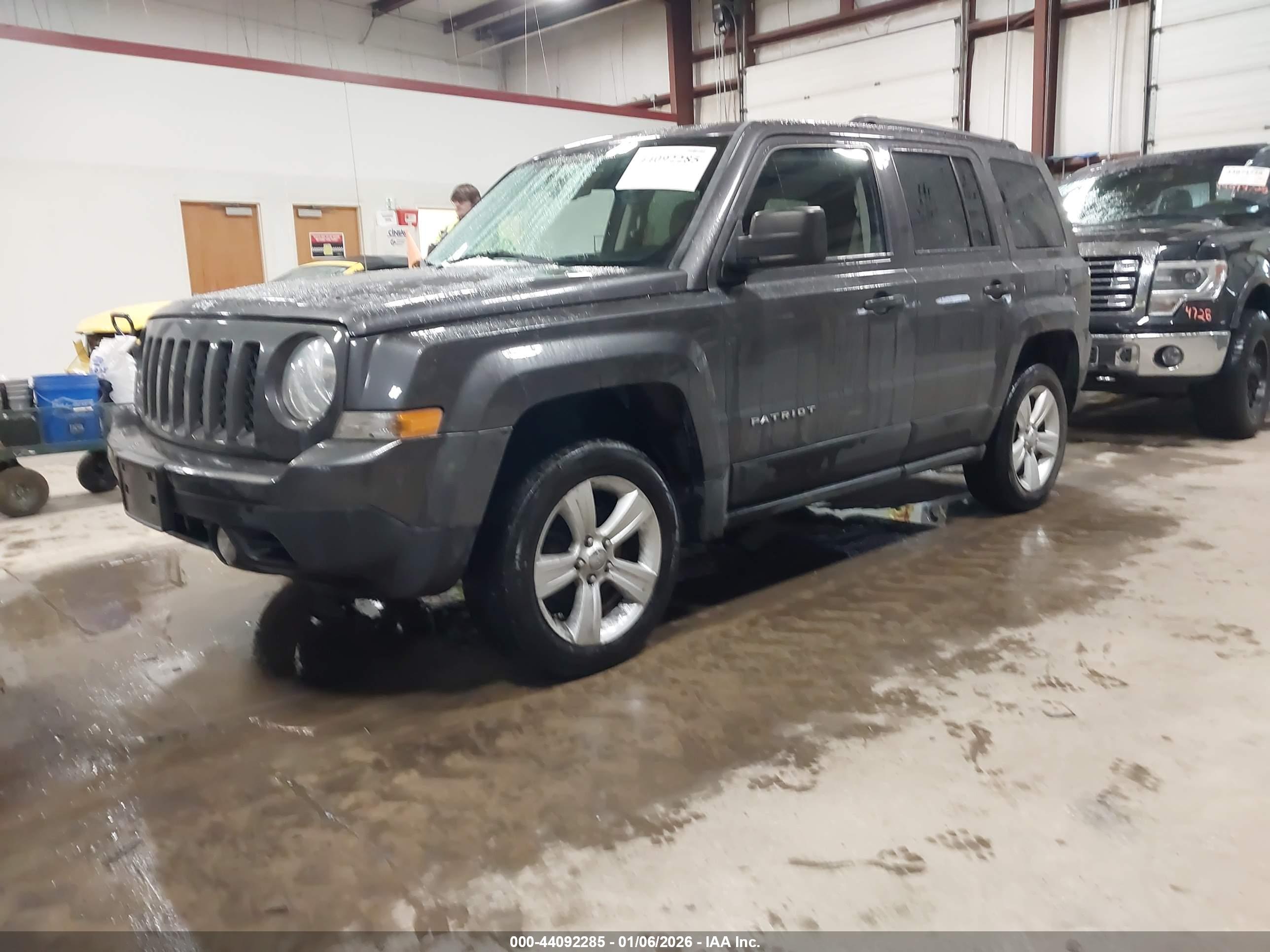 JEEP PATRIOT image 2