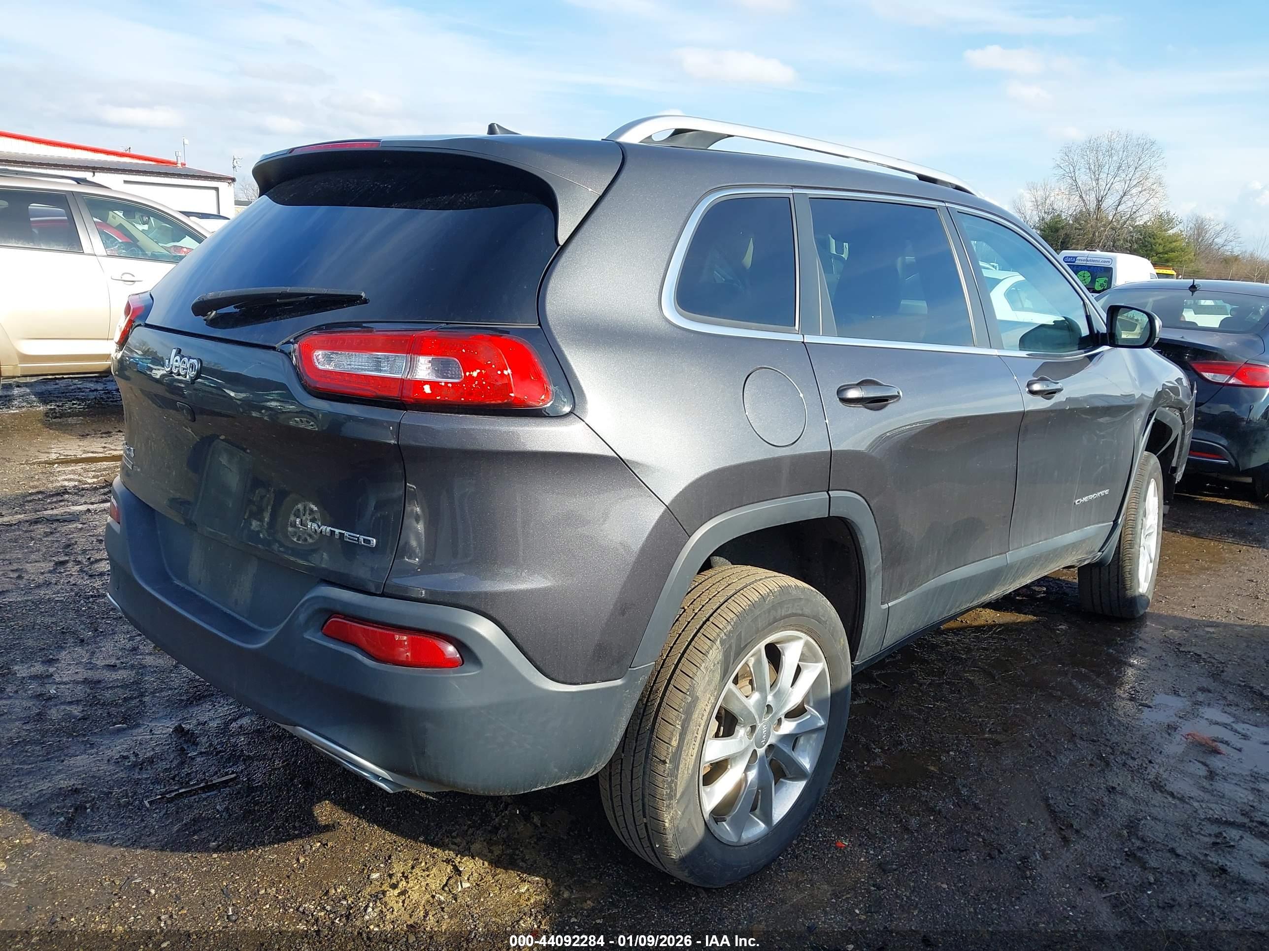 JEEP CHEROKEE image 4