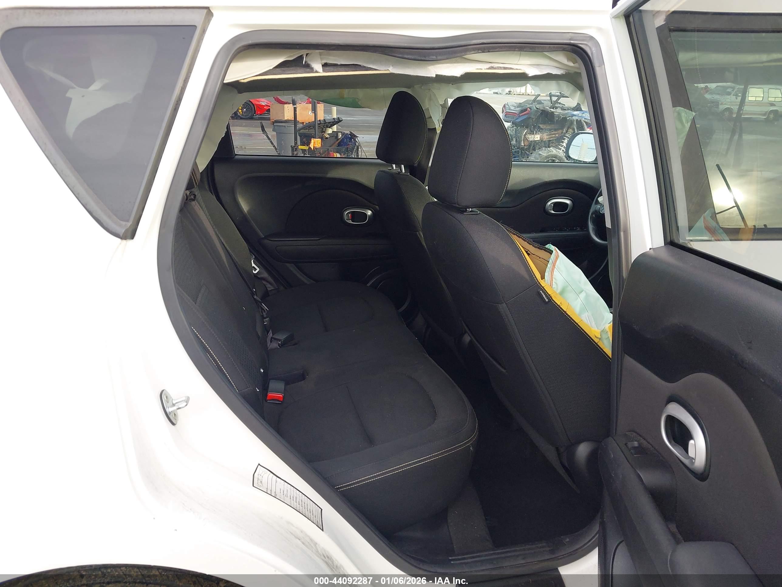 KIA SOUL image 8