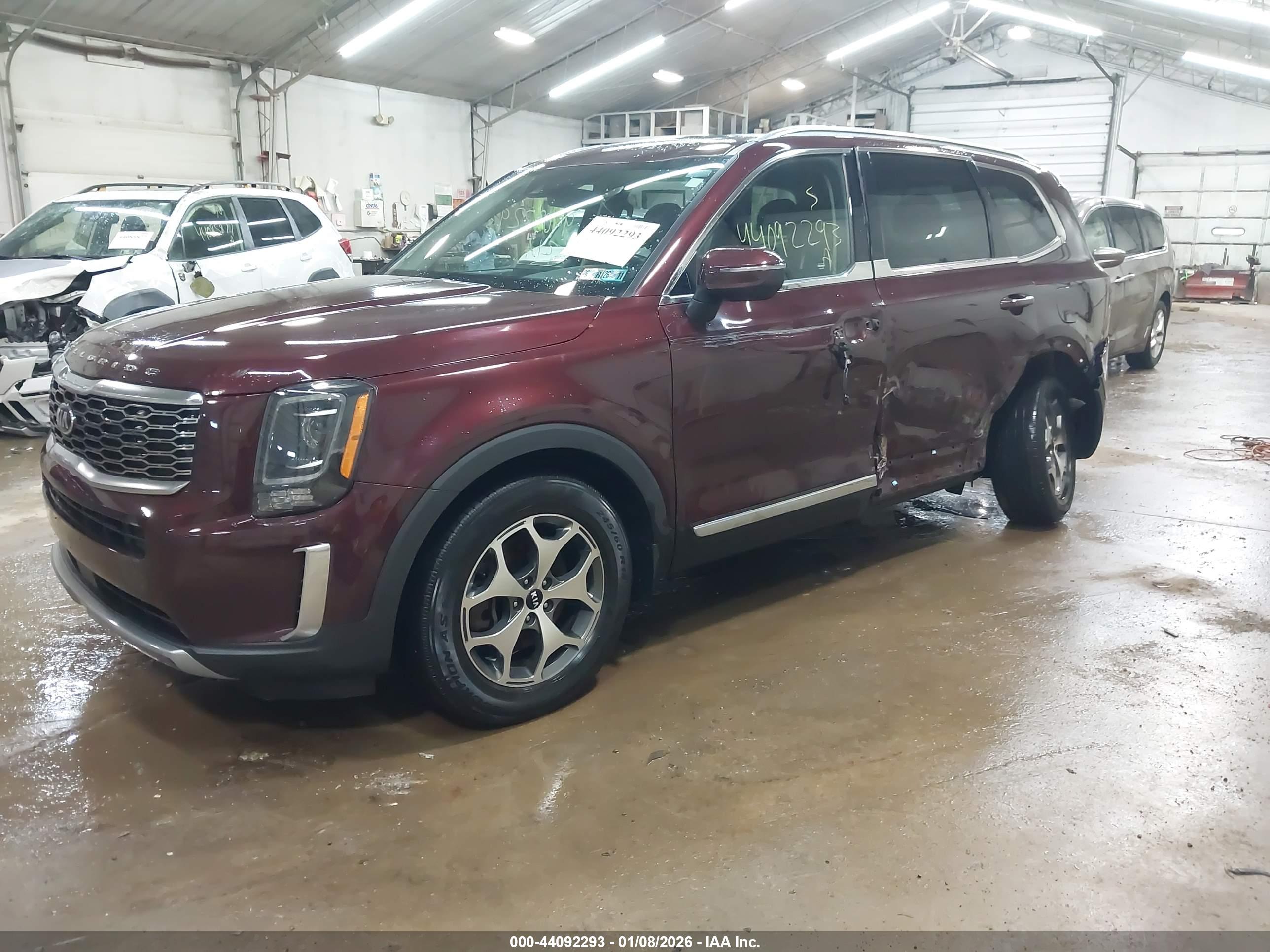 KIA TELLURIDE image 2