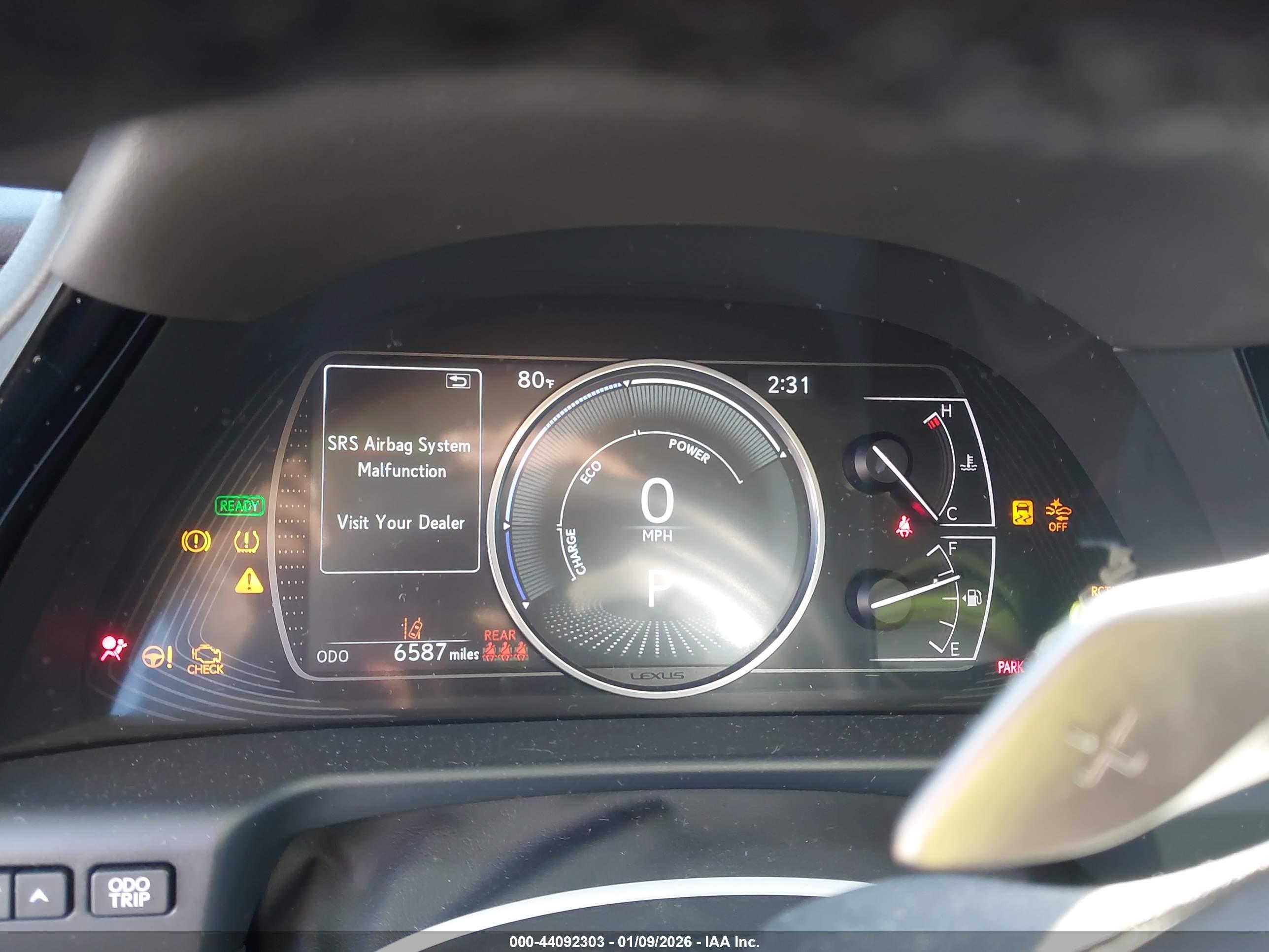 LEXUS ES image 7