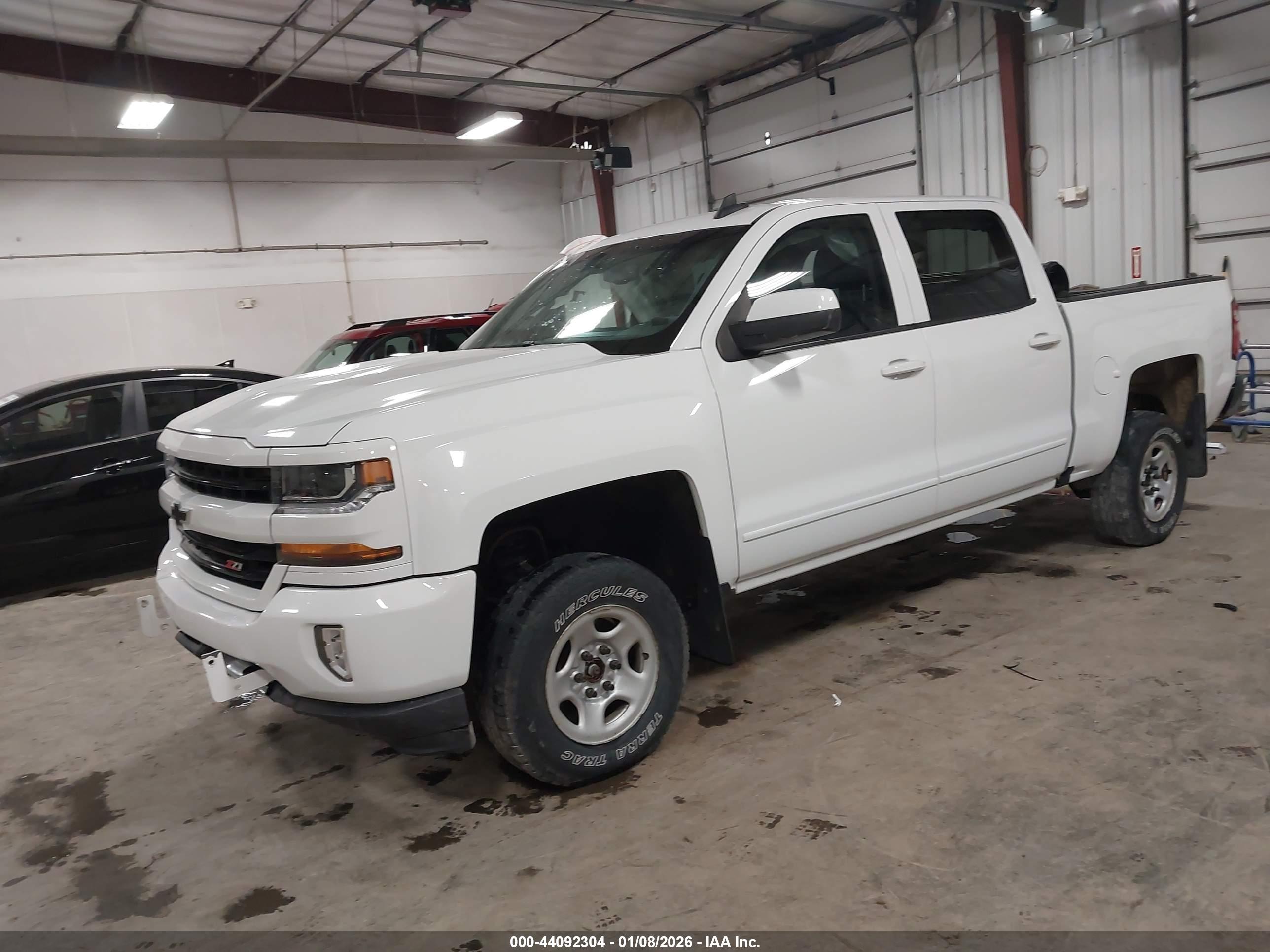CHEVROLET SILVERADO image 2