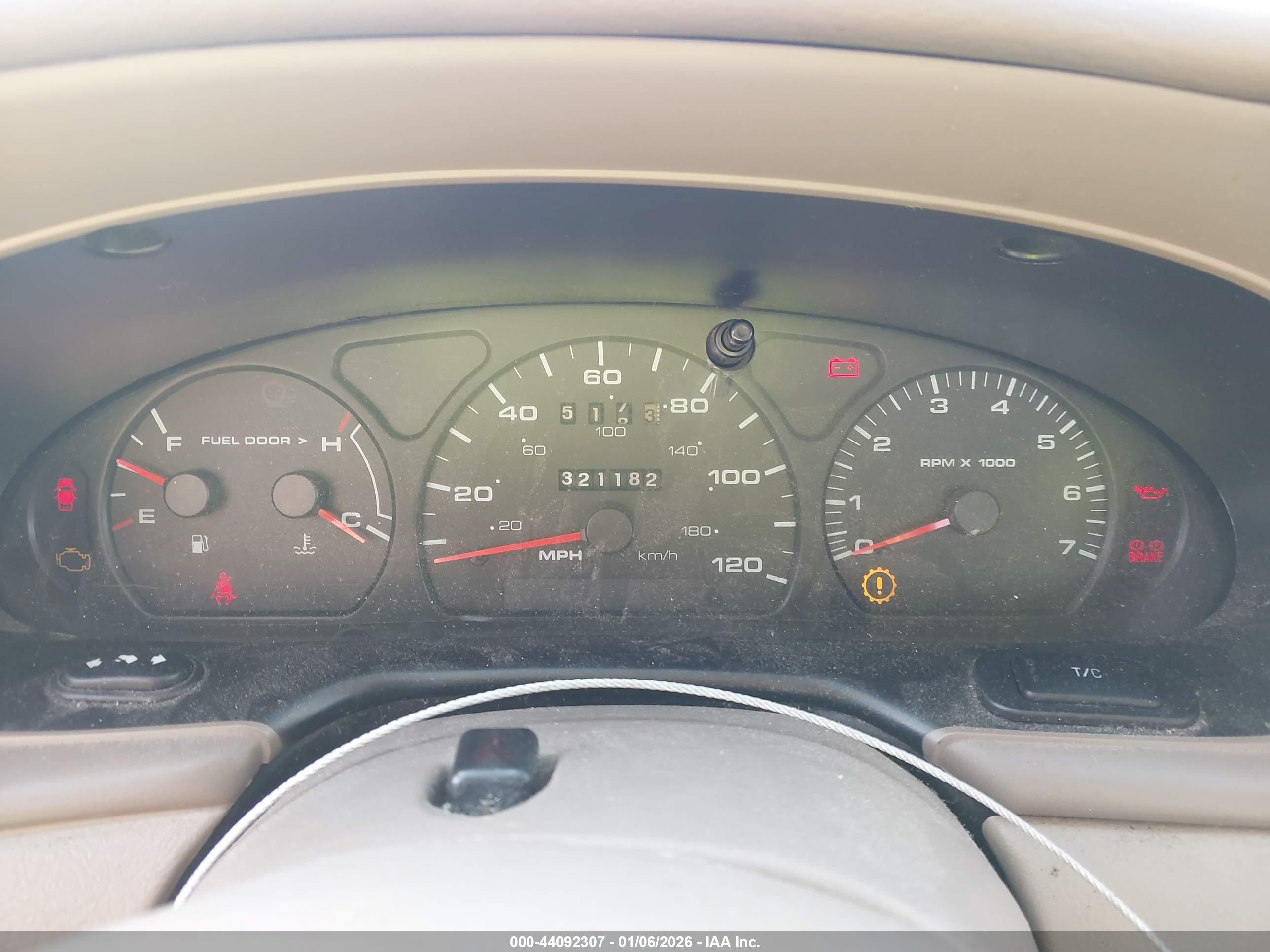 FORD TAURUS image 7