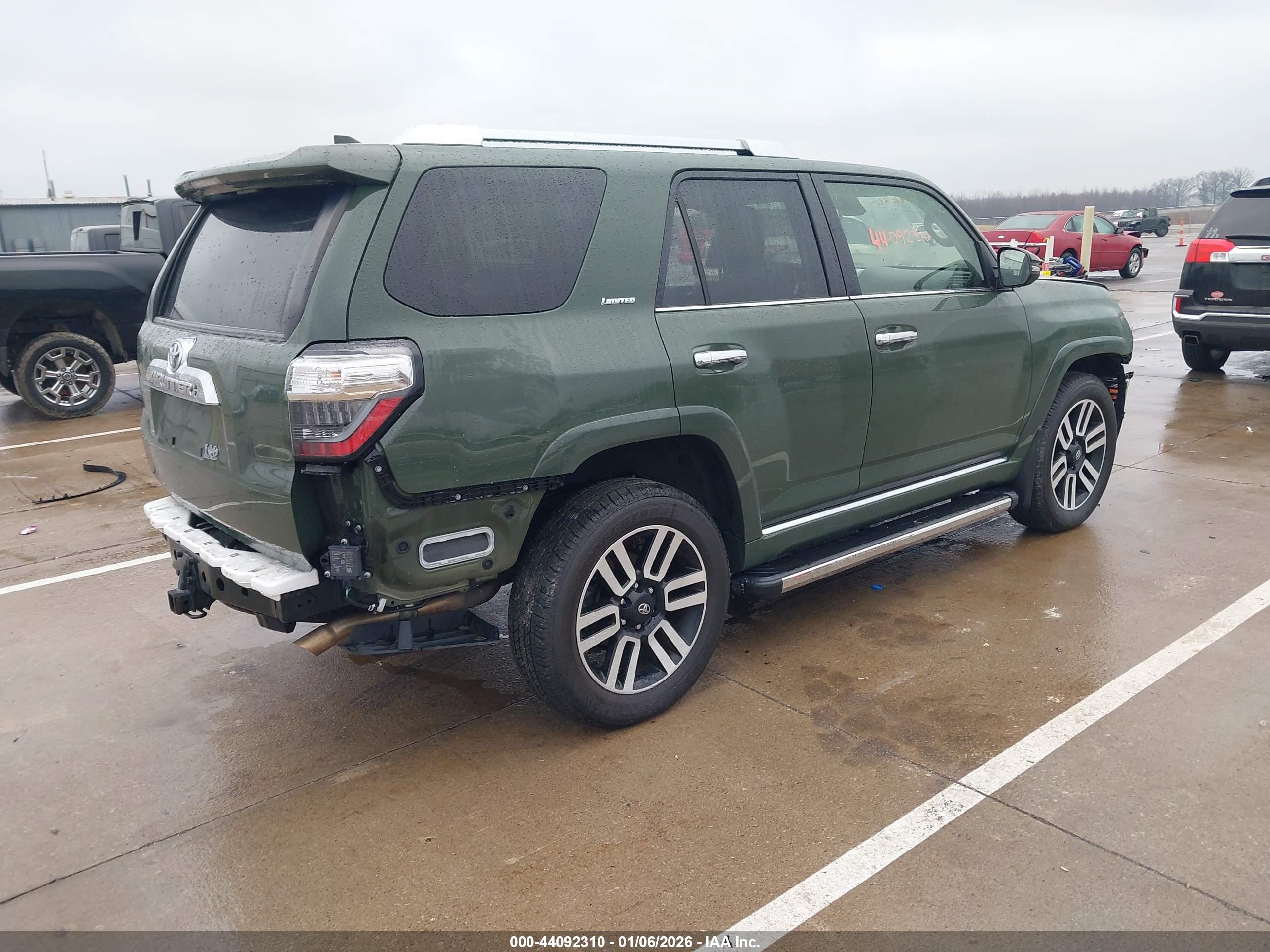 TOYOTA 4RUNNER image 4