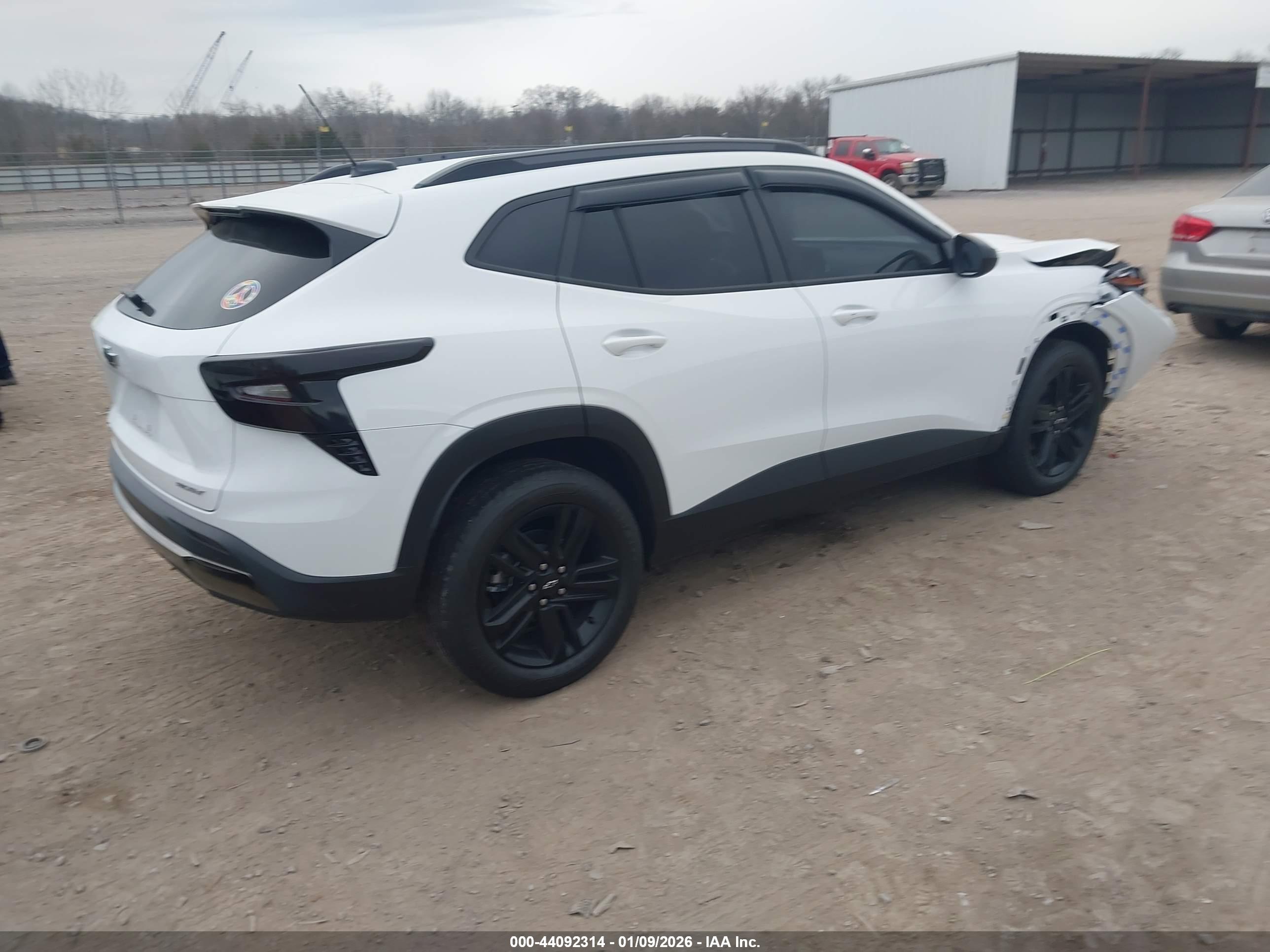 CHEVROLET TRAX image 4