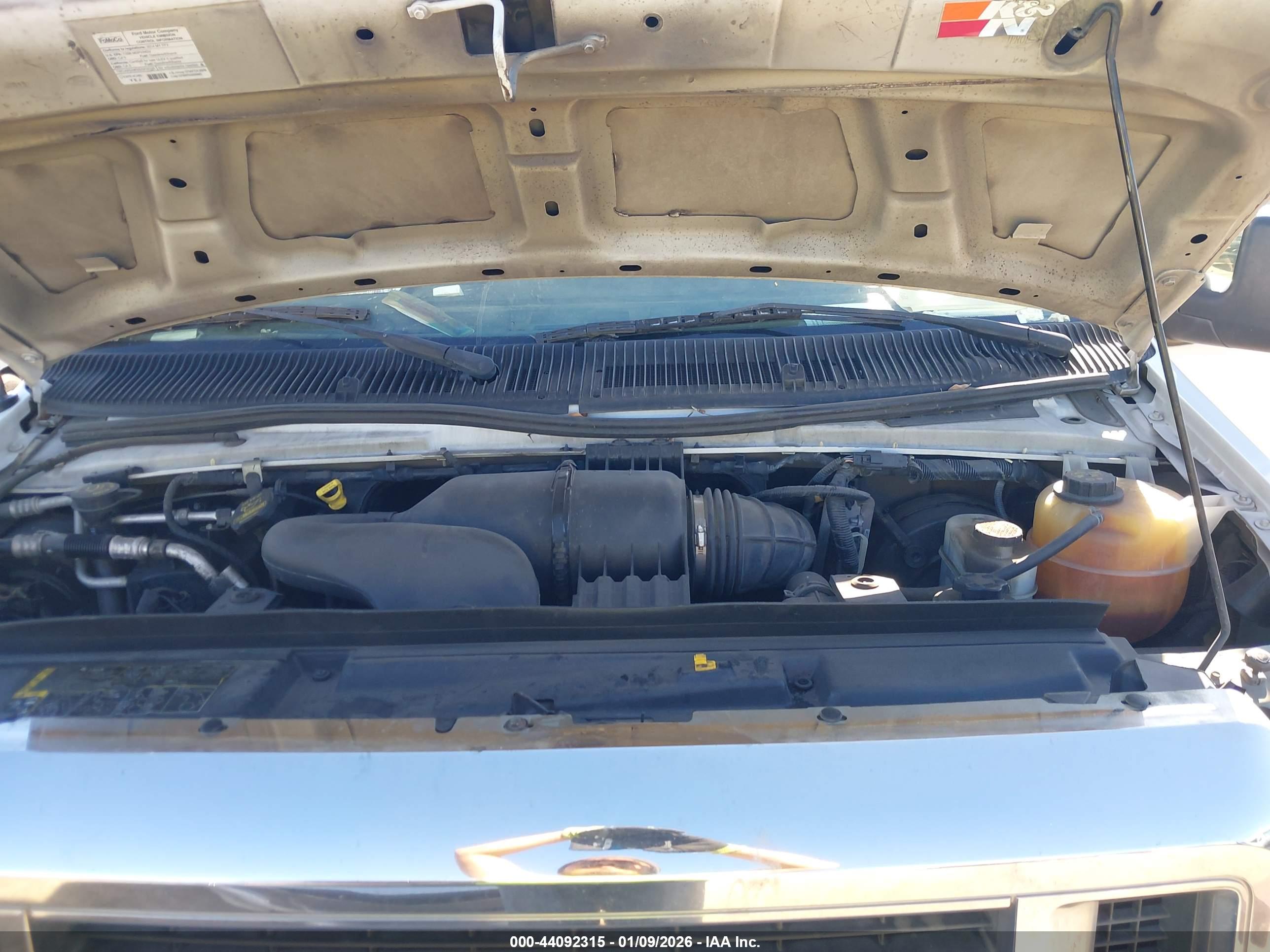 FORD E-250 image 10