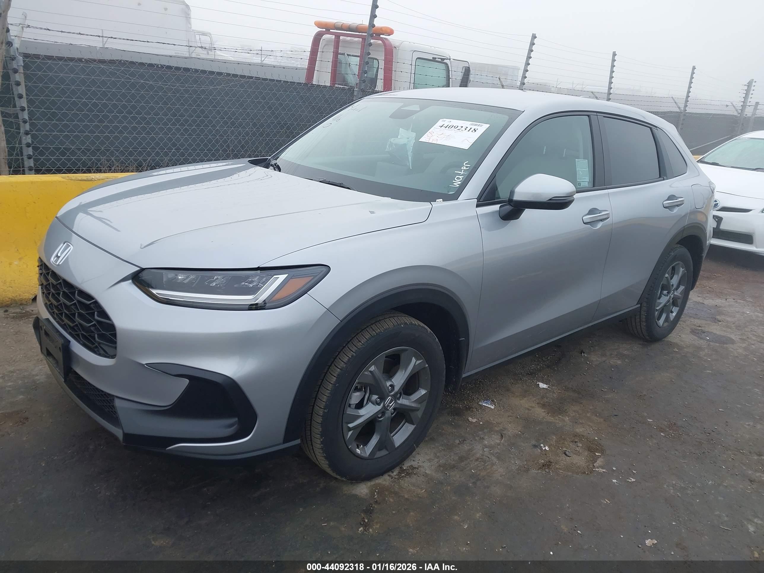 HONDA HR-V image 2