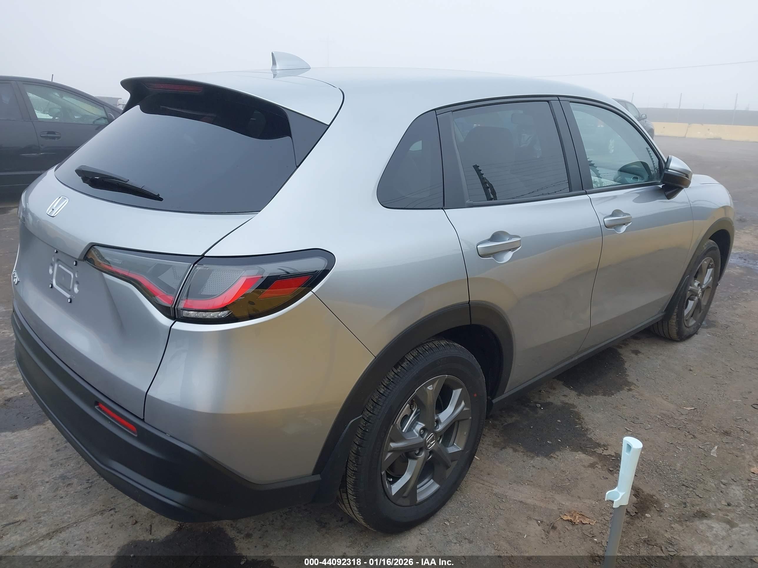 HONDA HR-V image 4