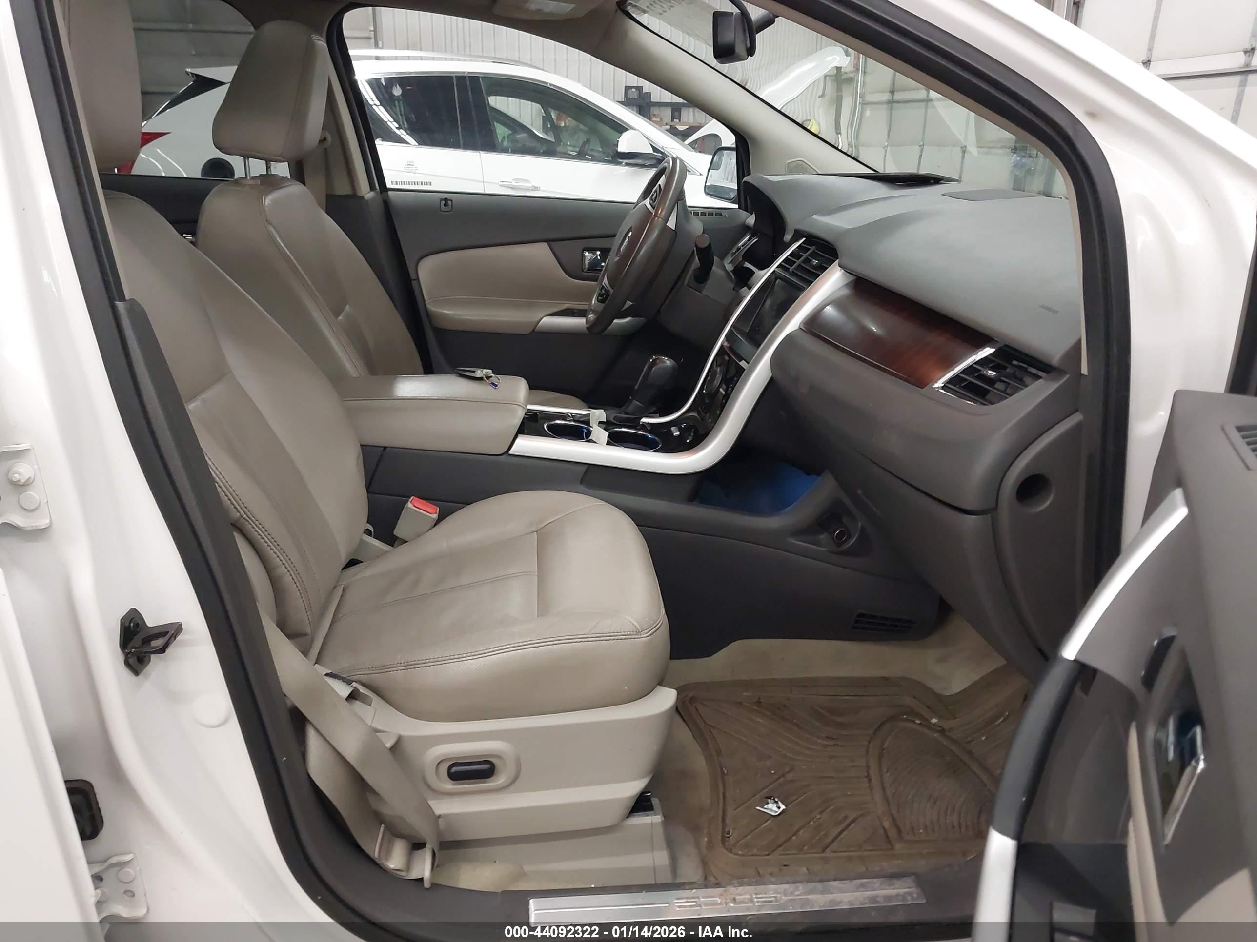 FORD EDGE image 5