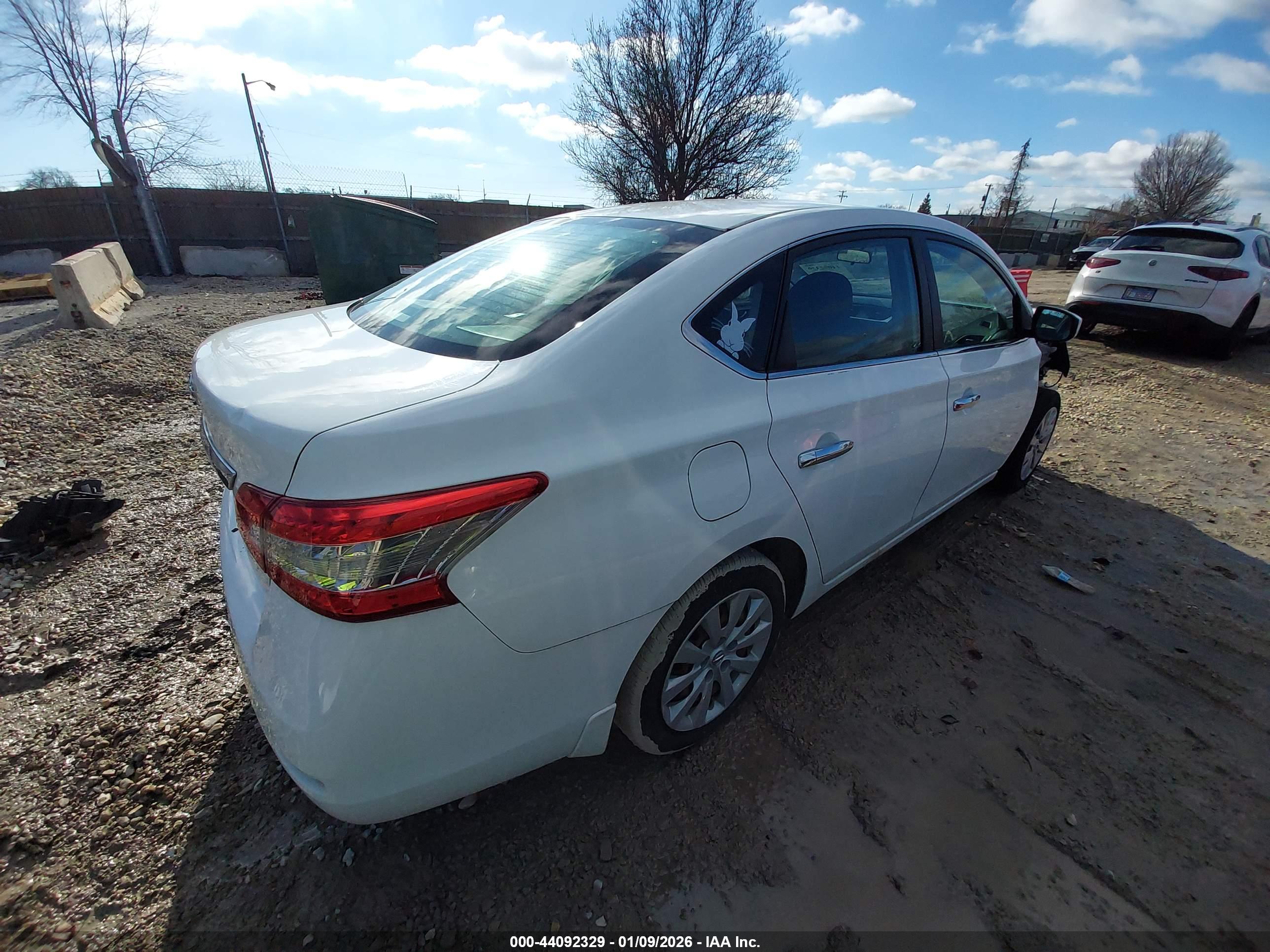 NISSAN SENTRA image 4