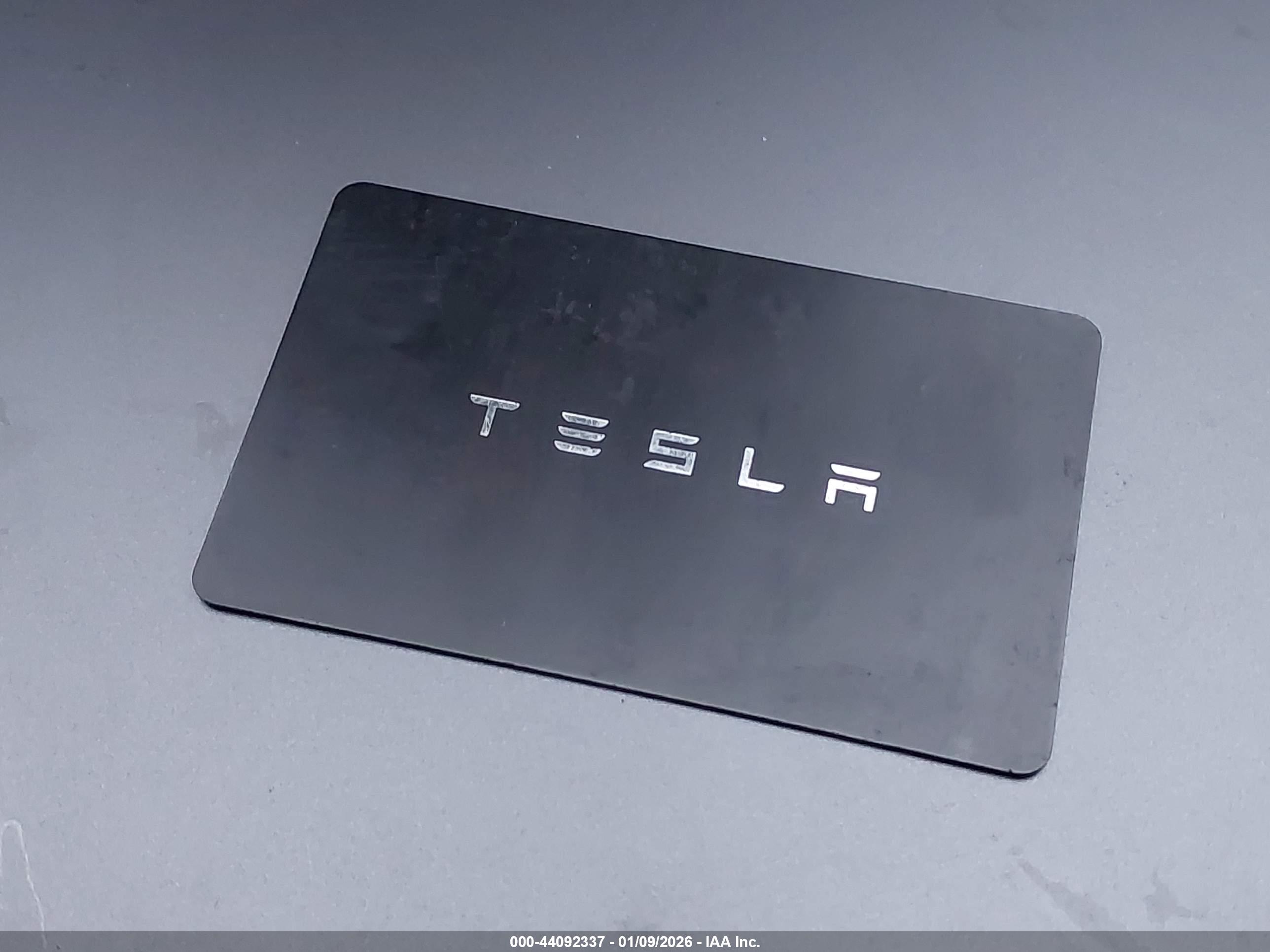 TESLA MODEL image 11