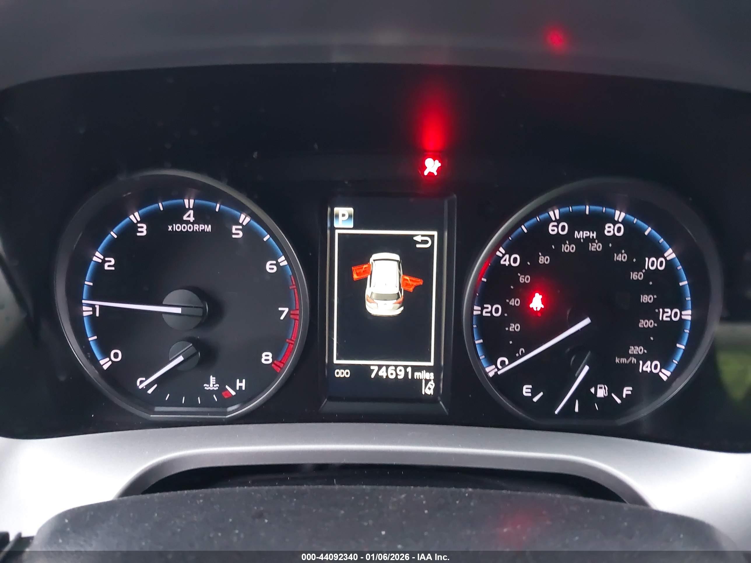 TOYOTA RAV4 image 7
